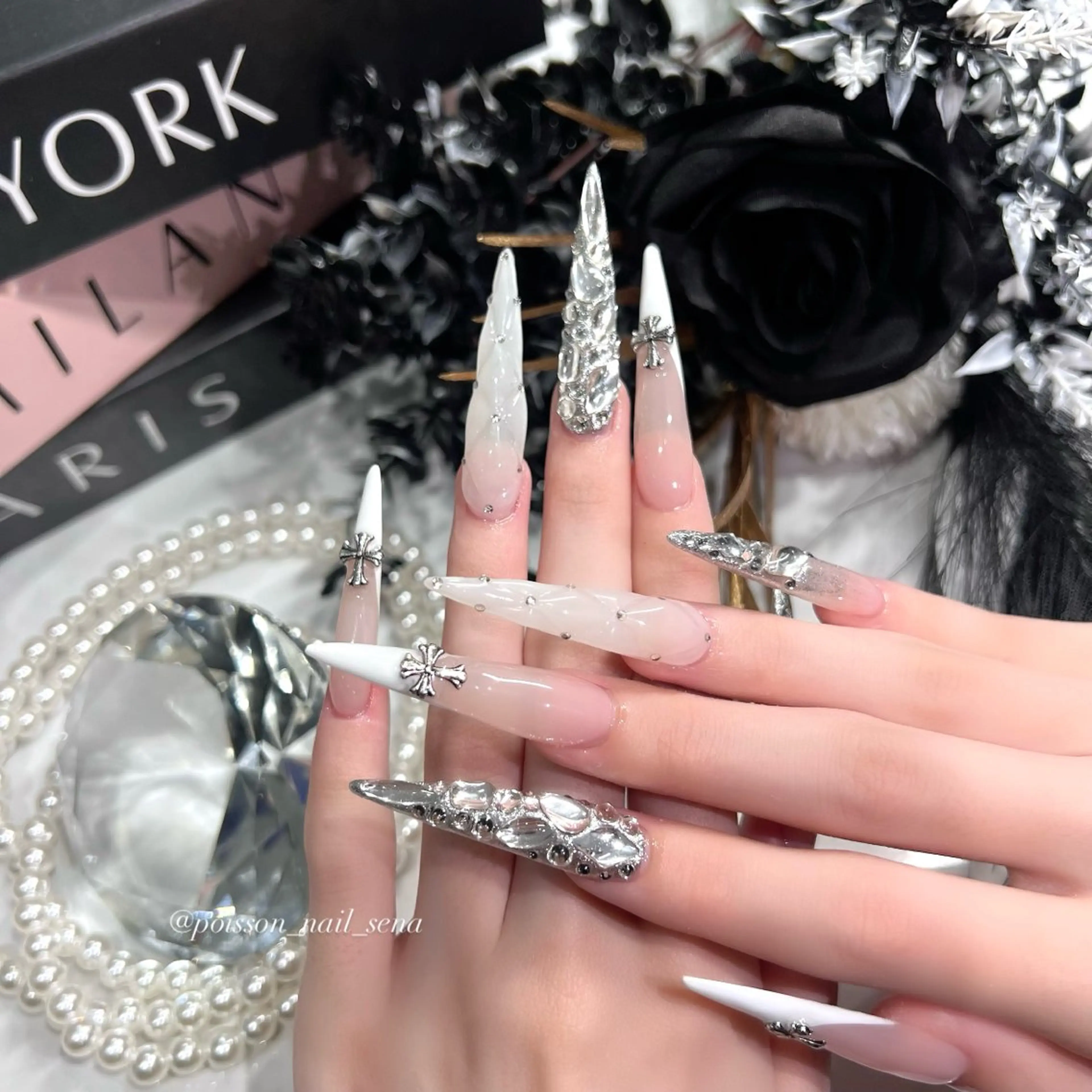 ネイル ロングネイル ハンドネイル SENA/ロング/ ギャル/ワンホンのネイルデザイン