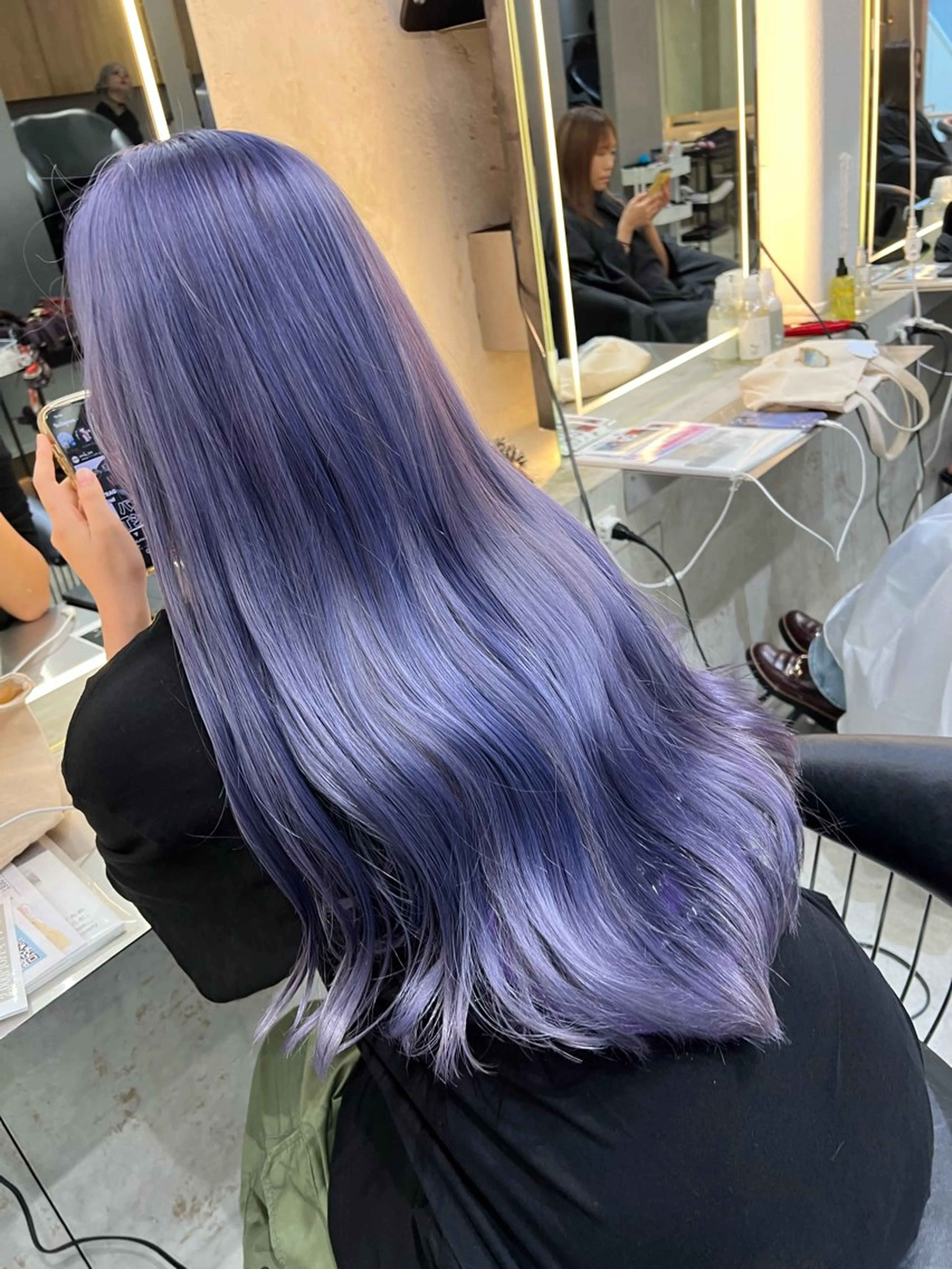 ロング カラー ブルーカラー ブルーラベンダー ラベンダーカラー Elissumeda所属・ブリーチ特化 梅田本多翔のヘアスタイル