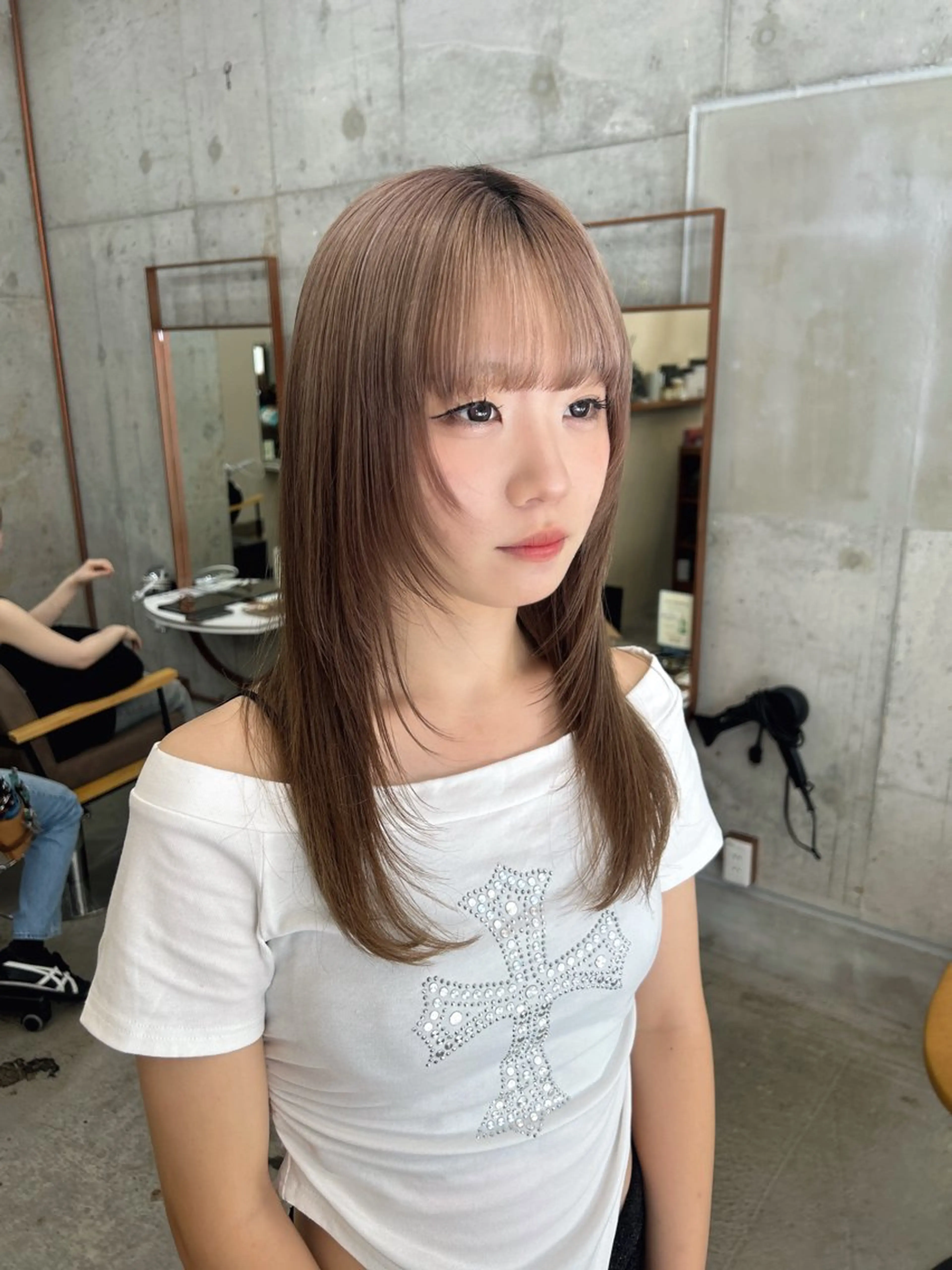 ロング カット・ブリーチ/ ふわあいりのヘアスタイル