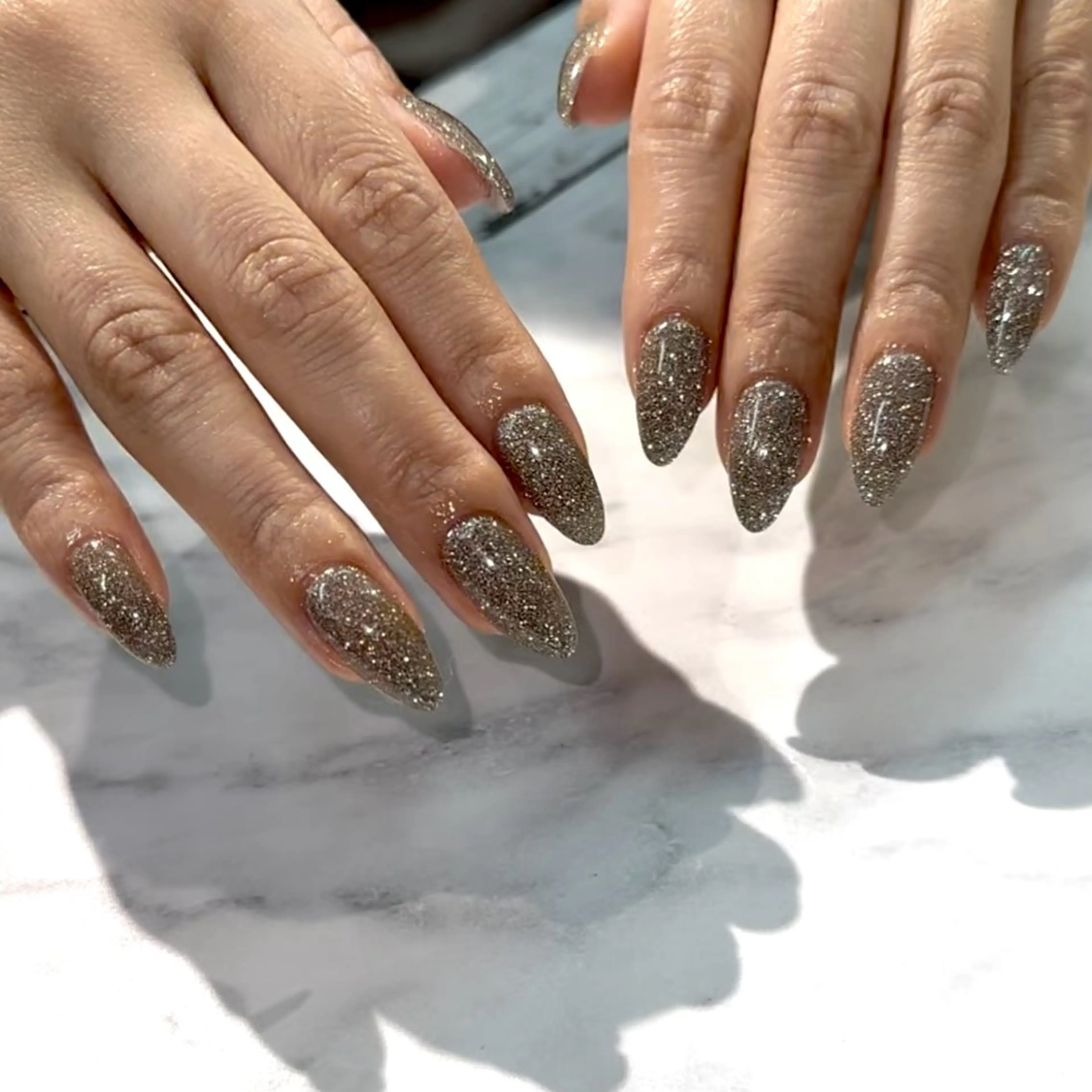 ネイル ハンドネイル Bianca浦和🎀 渋谷のネイルデザイン