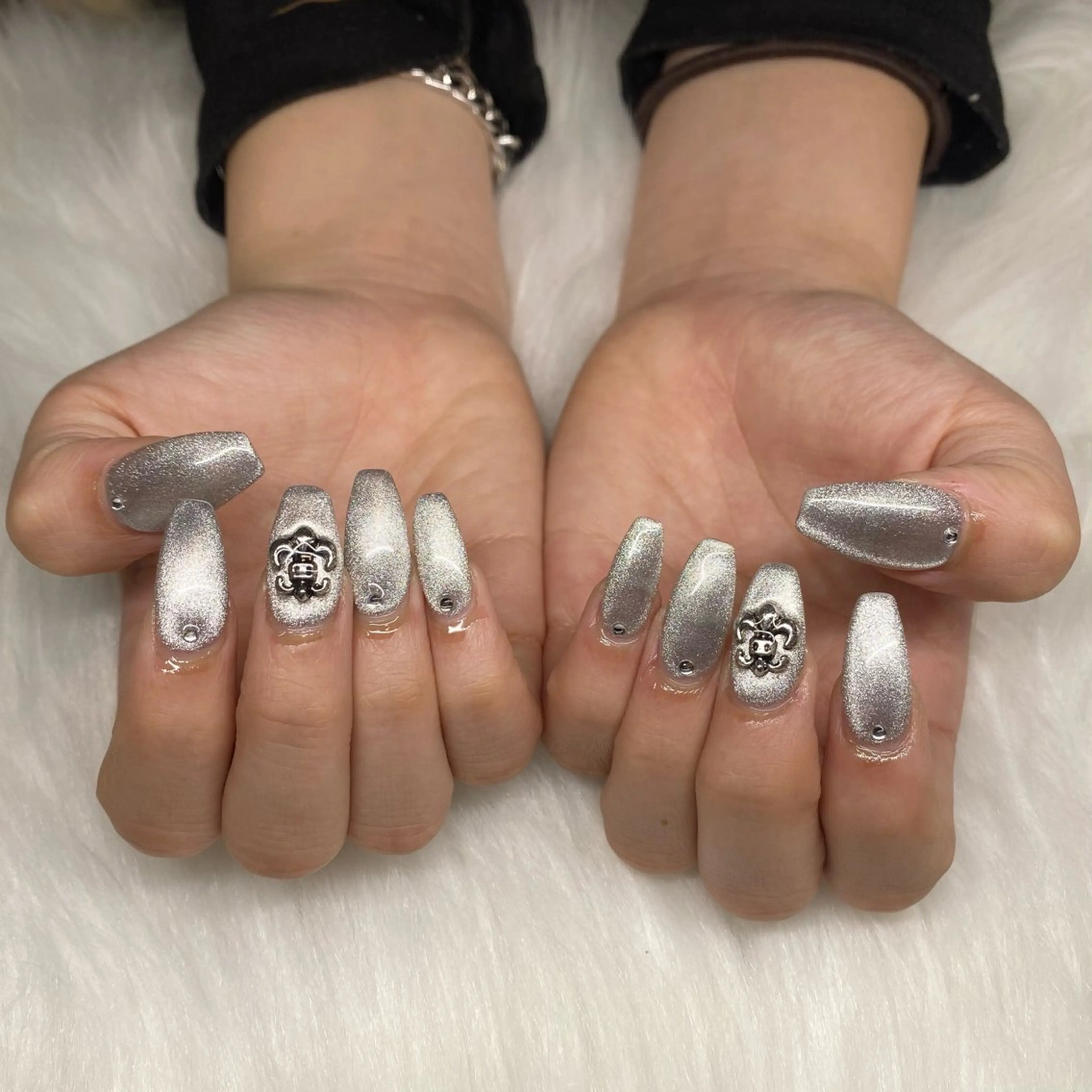 ネイル 長さ出し マグネットネイル nail salon milkのネイルデザイン
