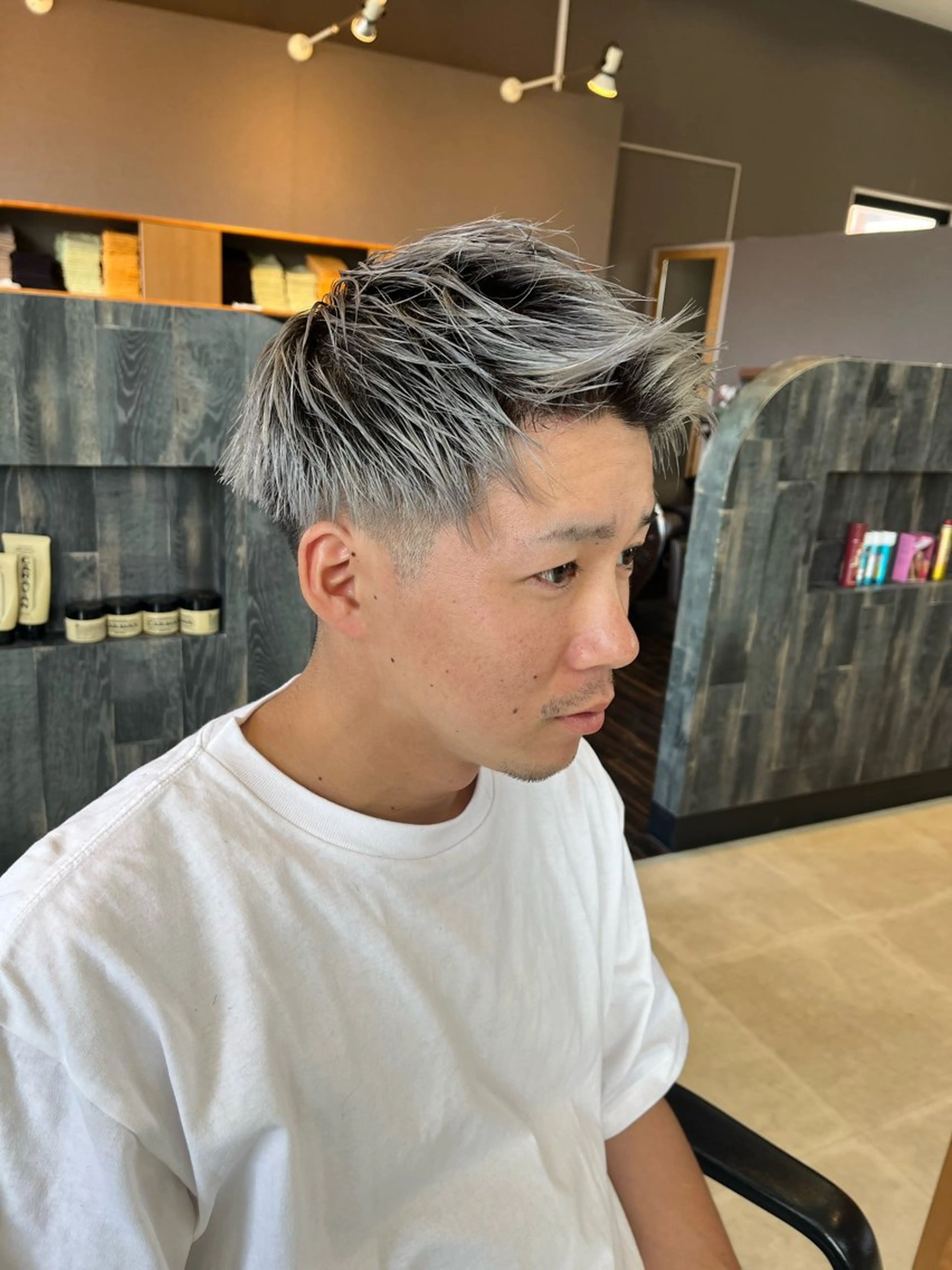 ショート カラー メンズ ヘアカラー 安田 海斗のヘアスタイル