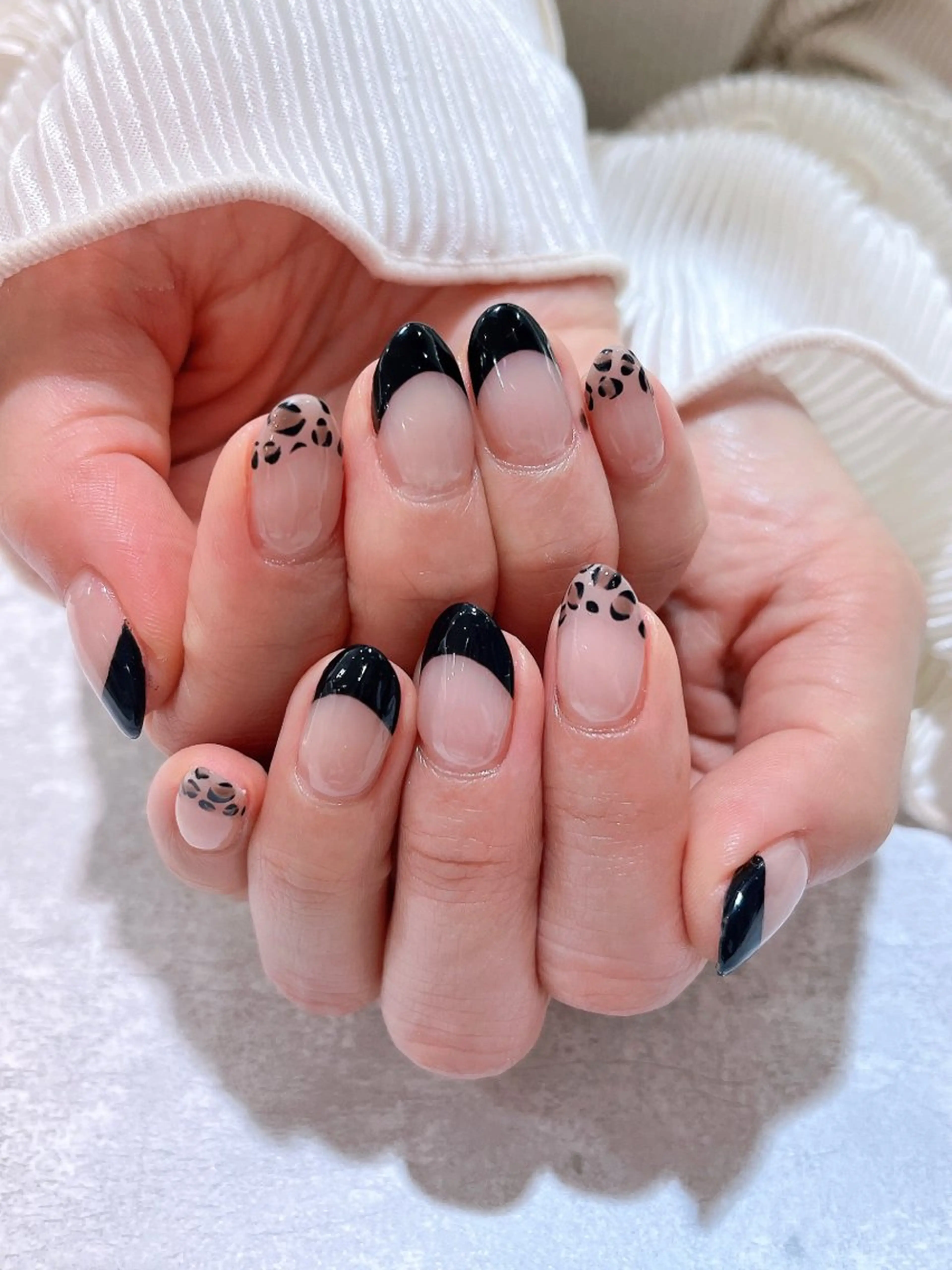 ネイル NailBee銀座店 🤎Akaのネイルデザイン