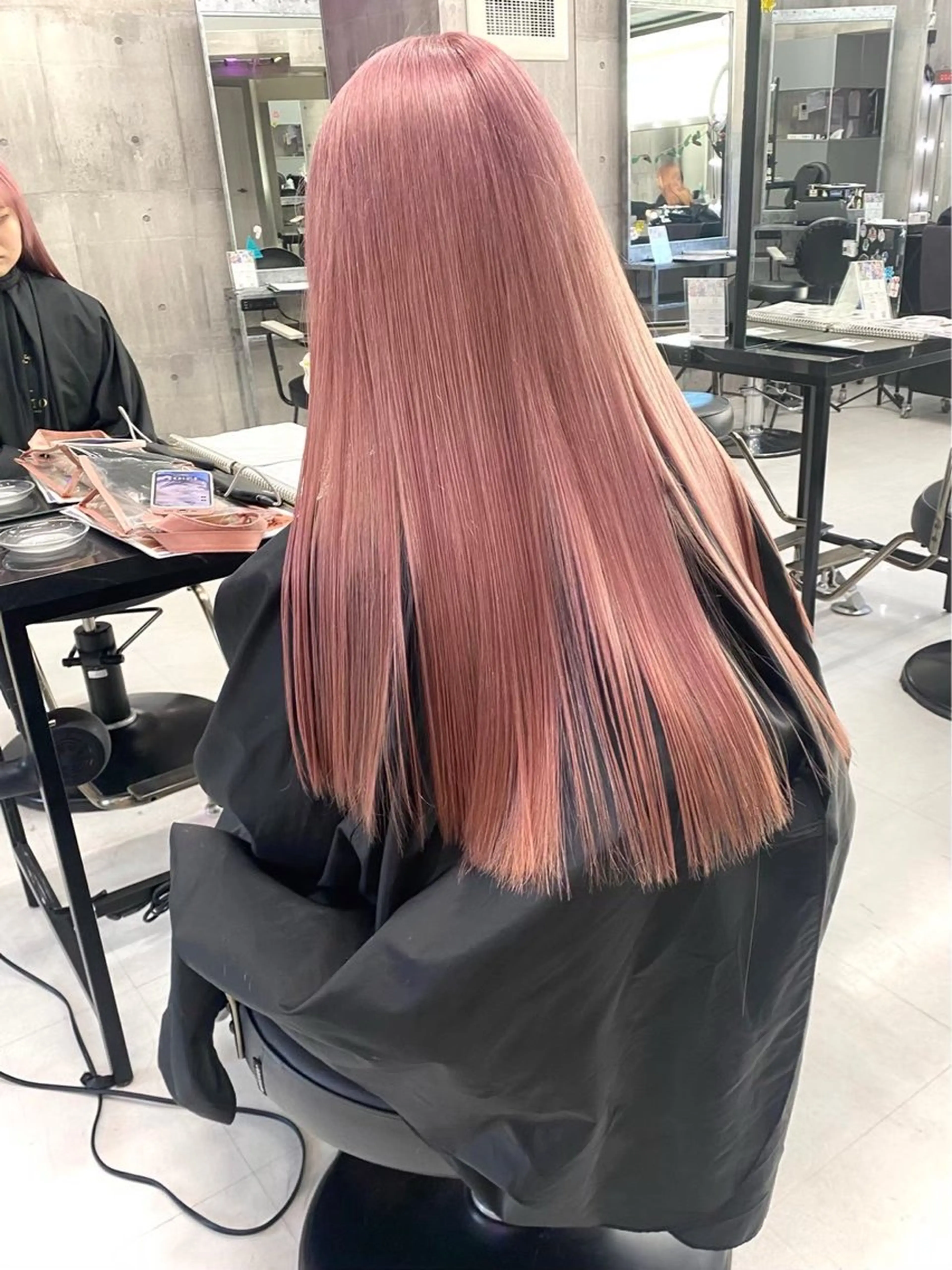 ロング 栄🎡ピンクカラー 💕SAKURA💕のヘアスタイル