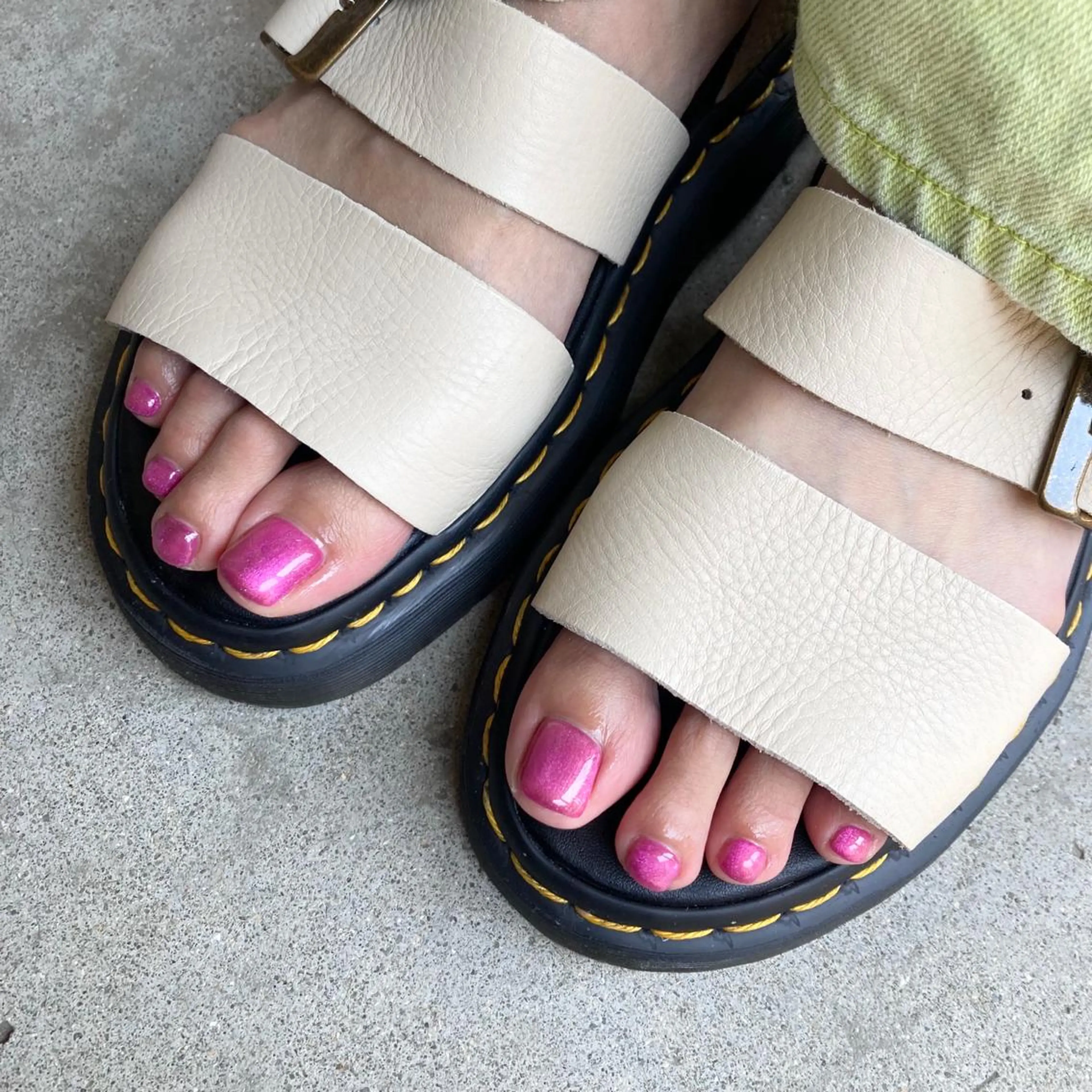 ネイル マグネットネイル フットネイル nails by sayaのネイルデザイン