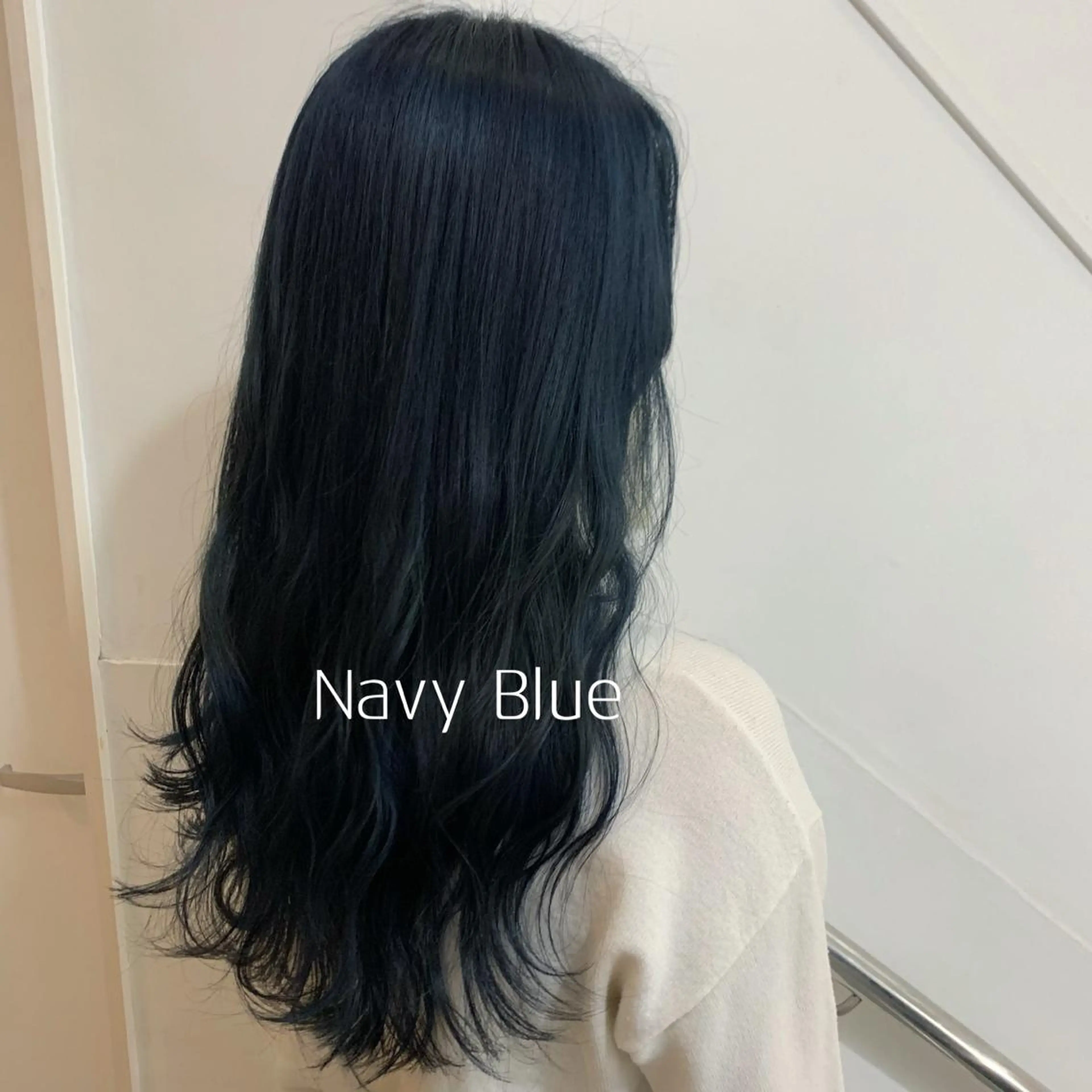 ロング カラー ブリーチ ブルーカラー ケアブリーチ ネイビーカラー ヘアカラー トリートメント Jewel Box所属・髪質改善ストレート 特化⭐️杉本奈稀沙のヘアスタイル