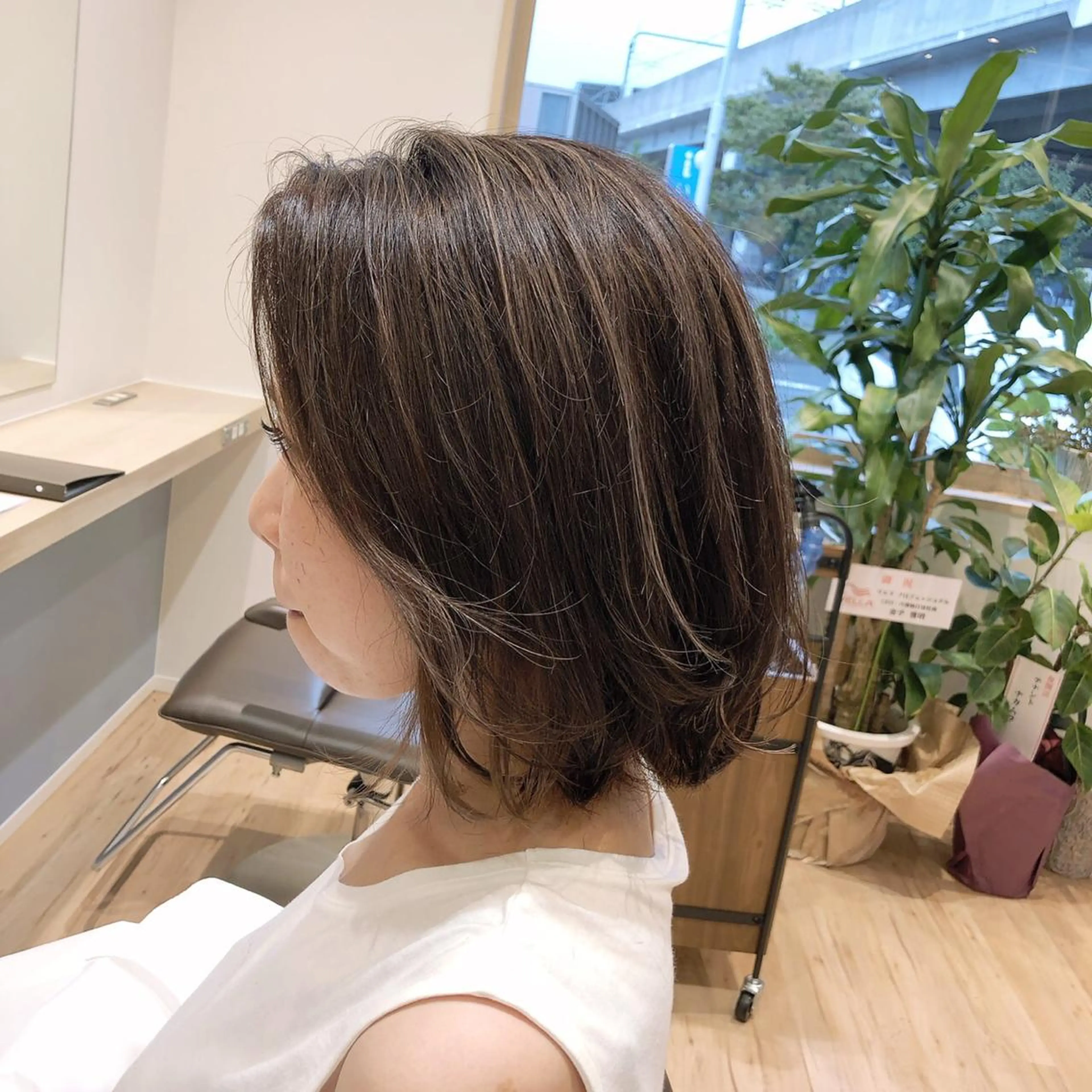 ミディアム カラー 透明感カラー ハイライトカラー イルミナカラー ハイライト トリートメント カット ヘアカラー トリートメント 白髪ぼかしハイライト 💫ミネ ヒロシのヘアスタイル