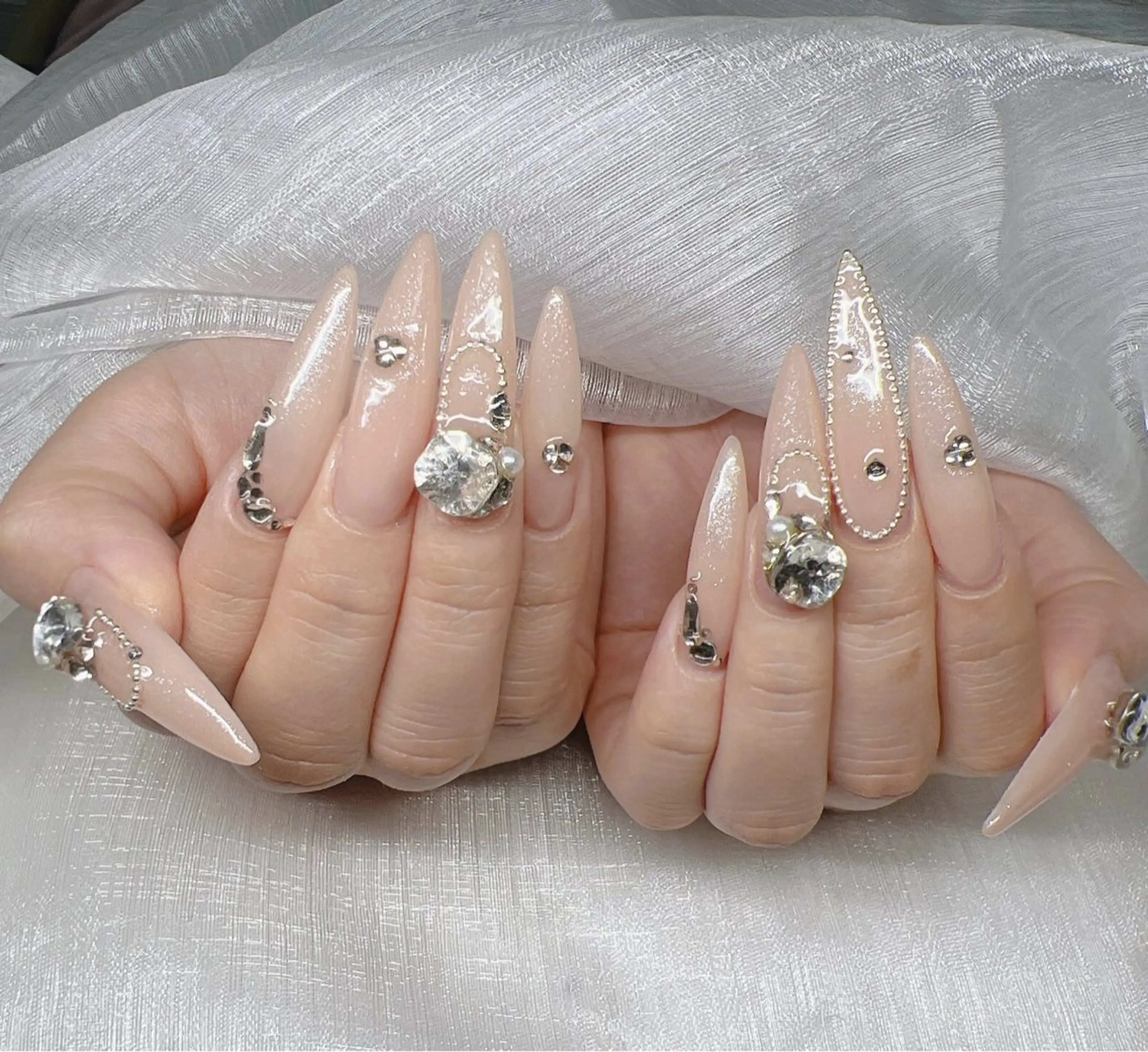 ネイル 長さ出し グラデーション 卒業式 キラキラネイル マグネットネイル ハンドネイル Lee Nails チップ長さだし専門店のネイルデザイン