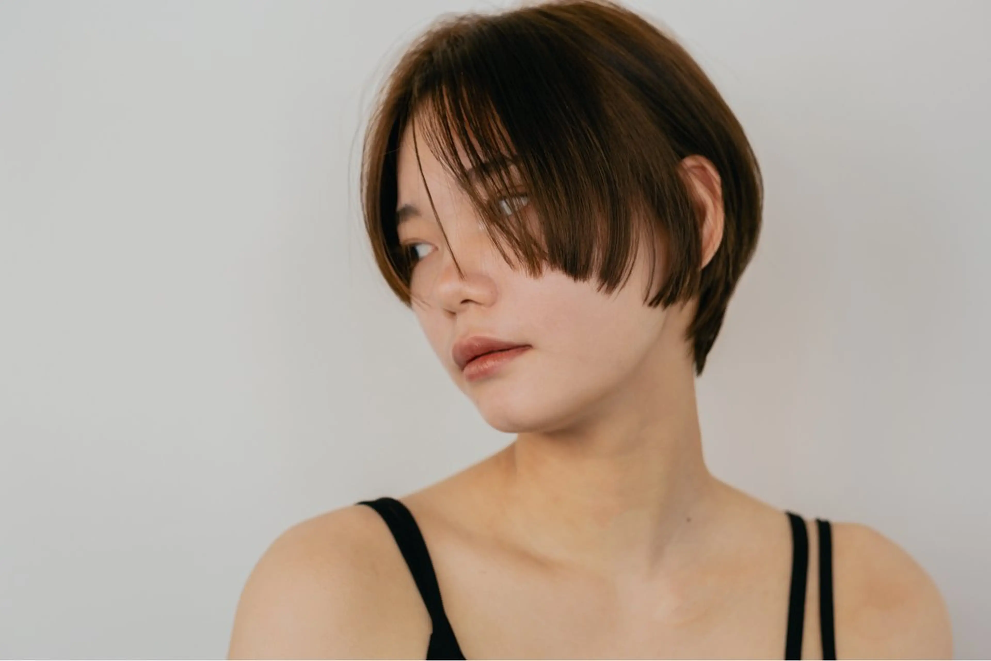 ショート カラー ツジガキ ユウスケのヘアスタイル
