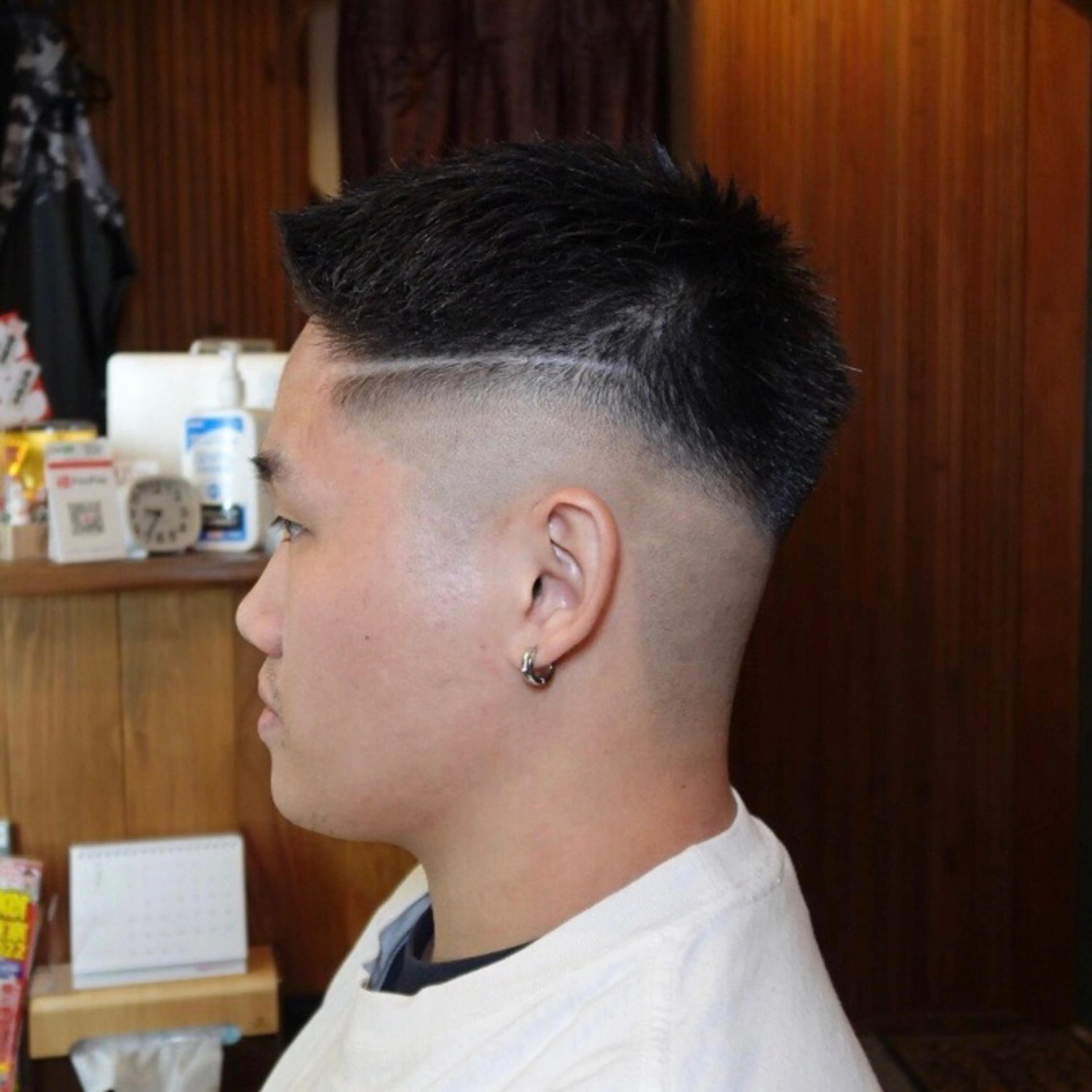 ショート メンズ フェードカット スキンフェード 刈り上げ カット Richromatic所属・M Jのヘアスタイル