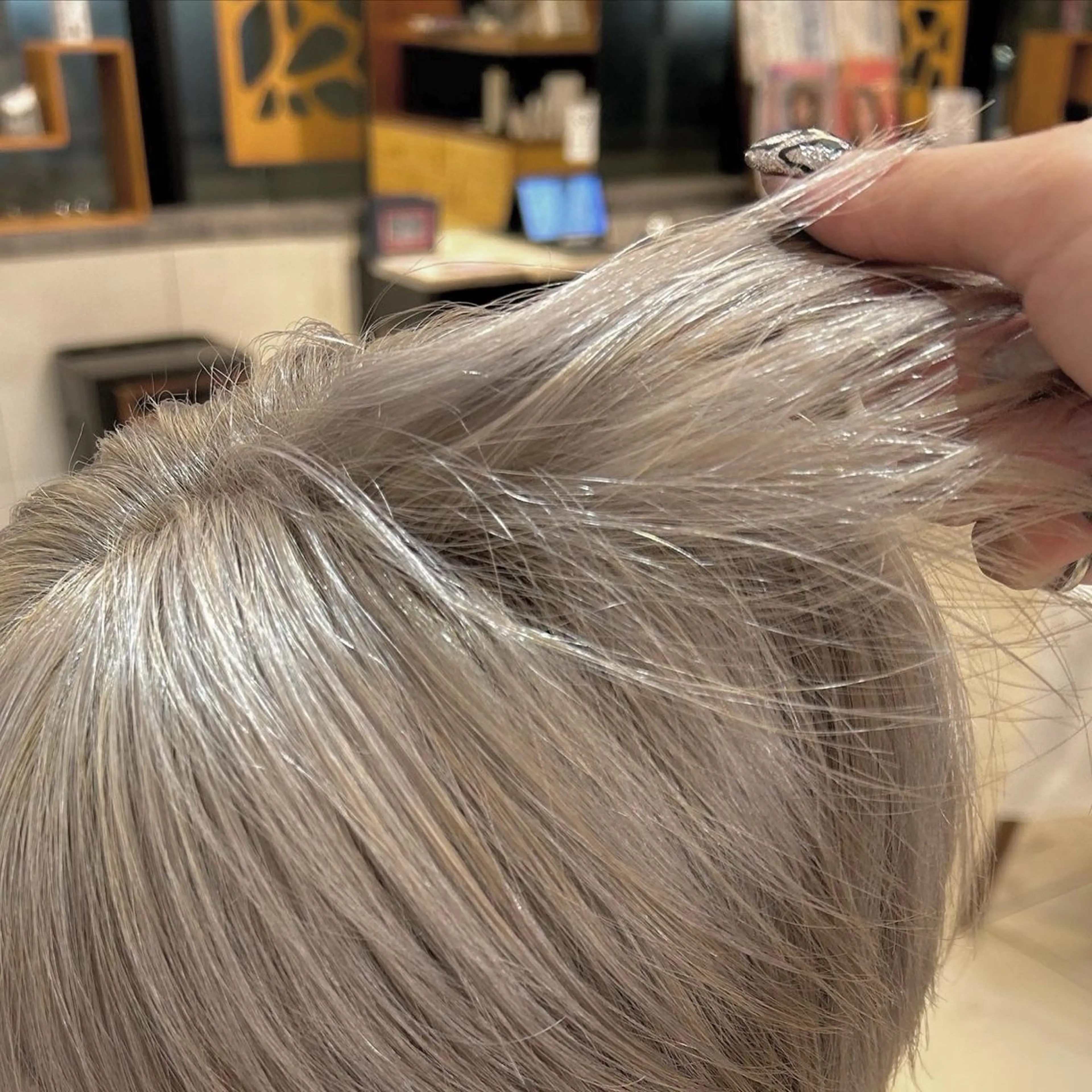 ミディアム ヘアカラー トリートメント 艶カラー/耳つぼ/ 浴衣着付け/渡辺奈緒のその他イメージ