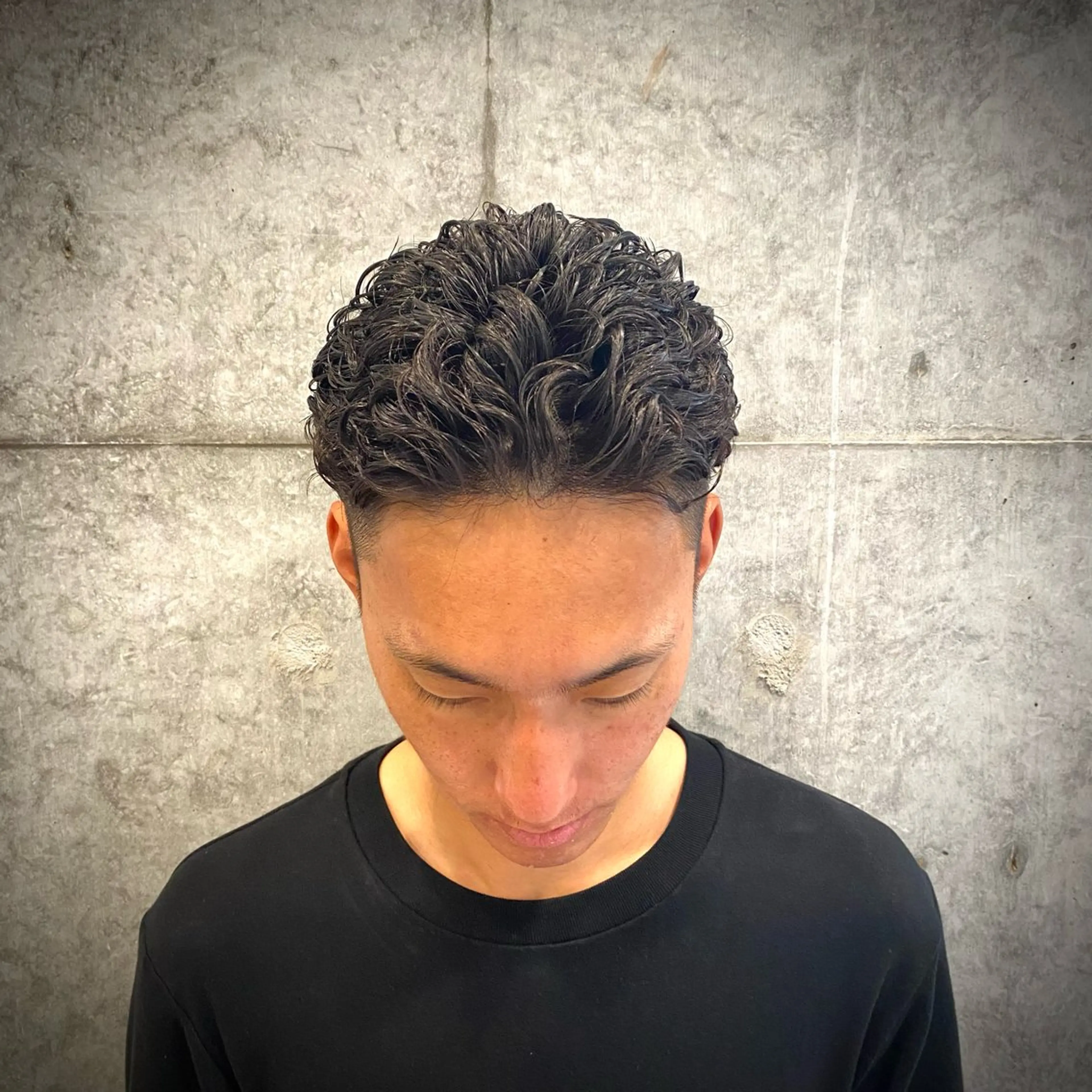 ショート パーマ メンズ カット パーマ men's hair salon First藤沢店所属・ツイスパ/波巻き/ サーフ/嶋田就斗のヘアスタイル