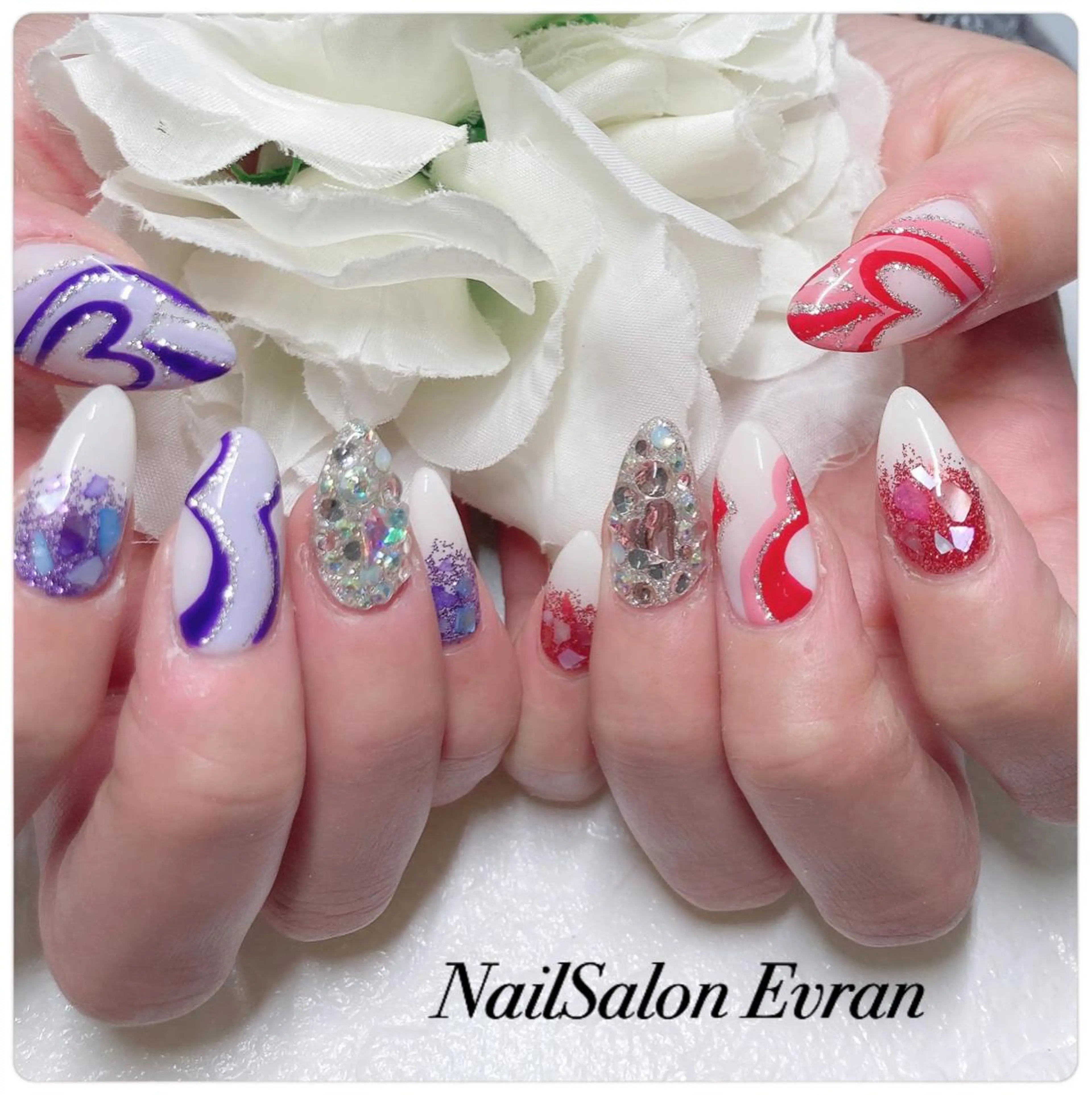ネイル アートネイル フレンチネイル マグネットネイル 持ち込み ニュアンスネイル ハンドネイル Nail salon Evranのネイルデザイン