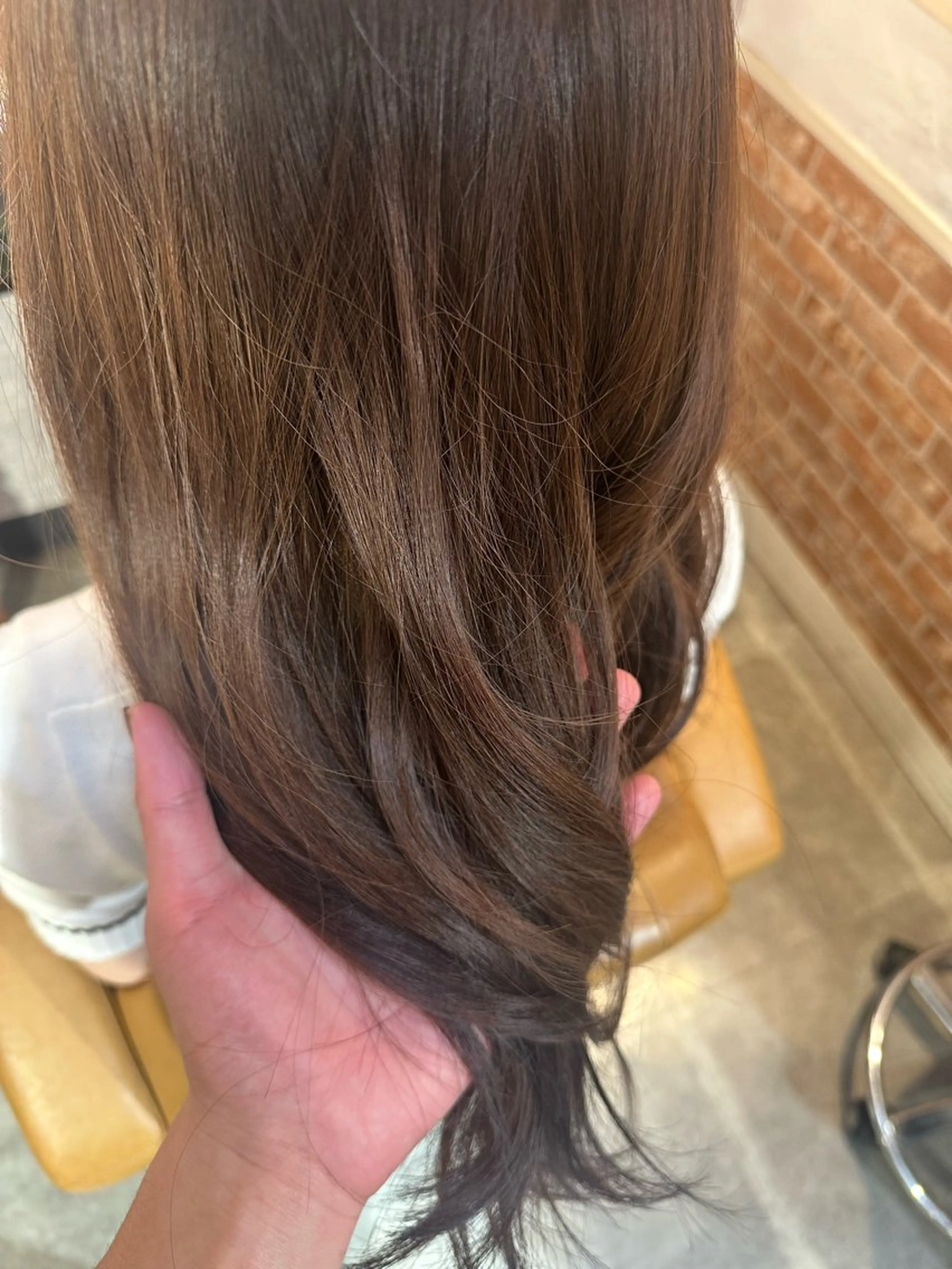 ミディアム カラー ヘアアレンジ ベージュカラー 縮毛矯正 Lond rouge所属・💚銀座/ミディアム /美髪矯正/芦川💚のヘアスタイル