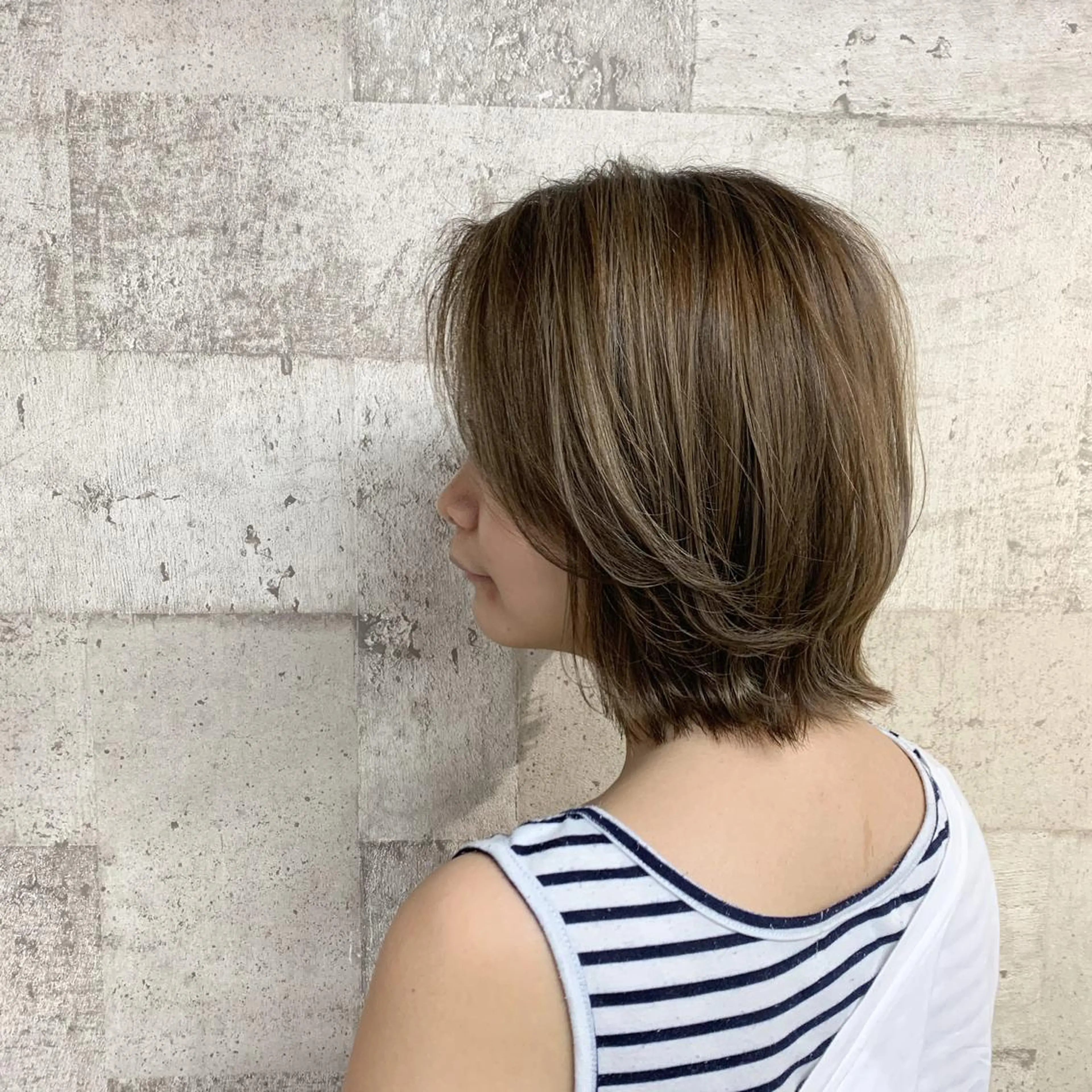ミディアム カット ヘアカラー 🫧🎀ＫＡＮＡ🎀 🫧のヘアスタイル