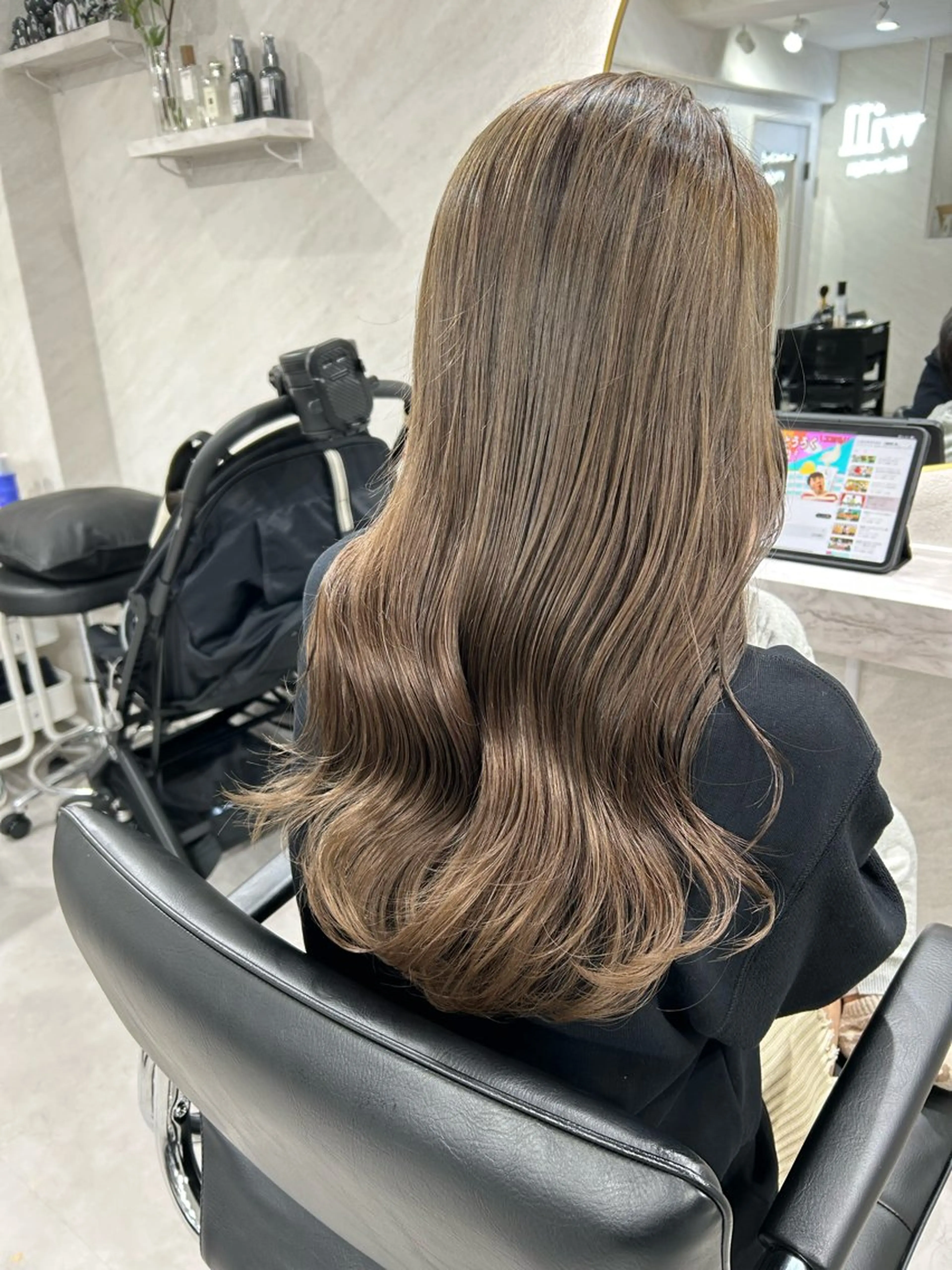 ロング カラー カット ヘアカラー トリートメント 髪質改善will hairdesignのヘアスタイル