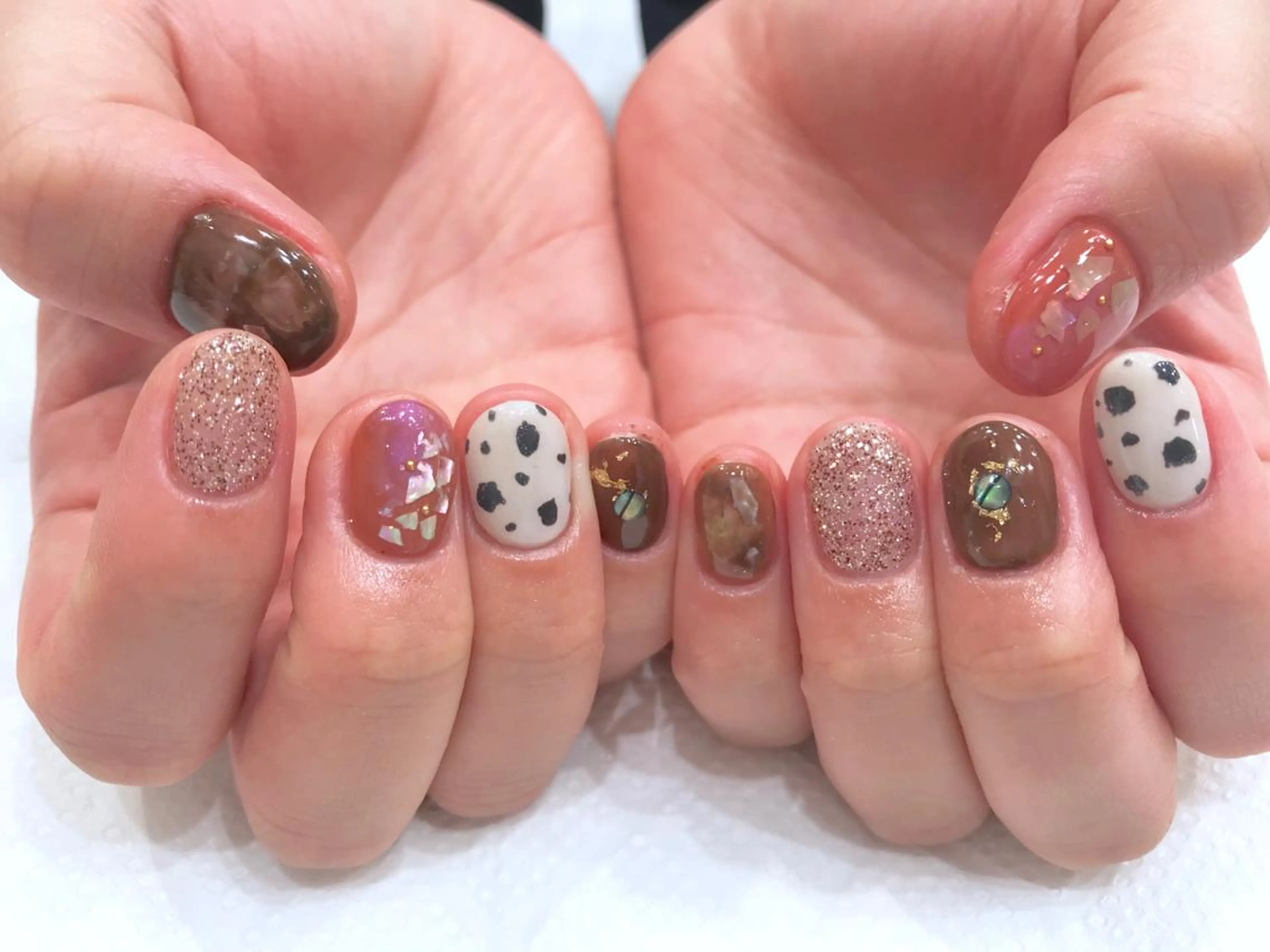 ネイル ニュアンスネイル Ash関内ネイリスト 荒木のネイルデザイン