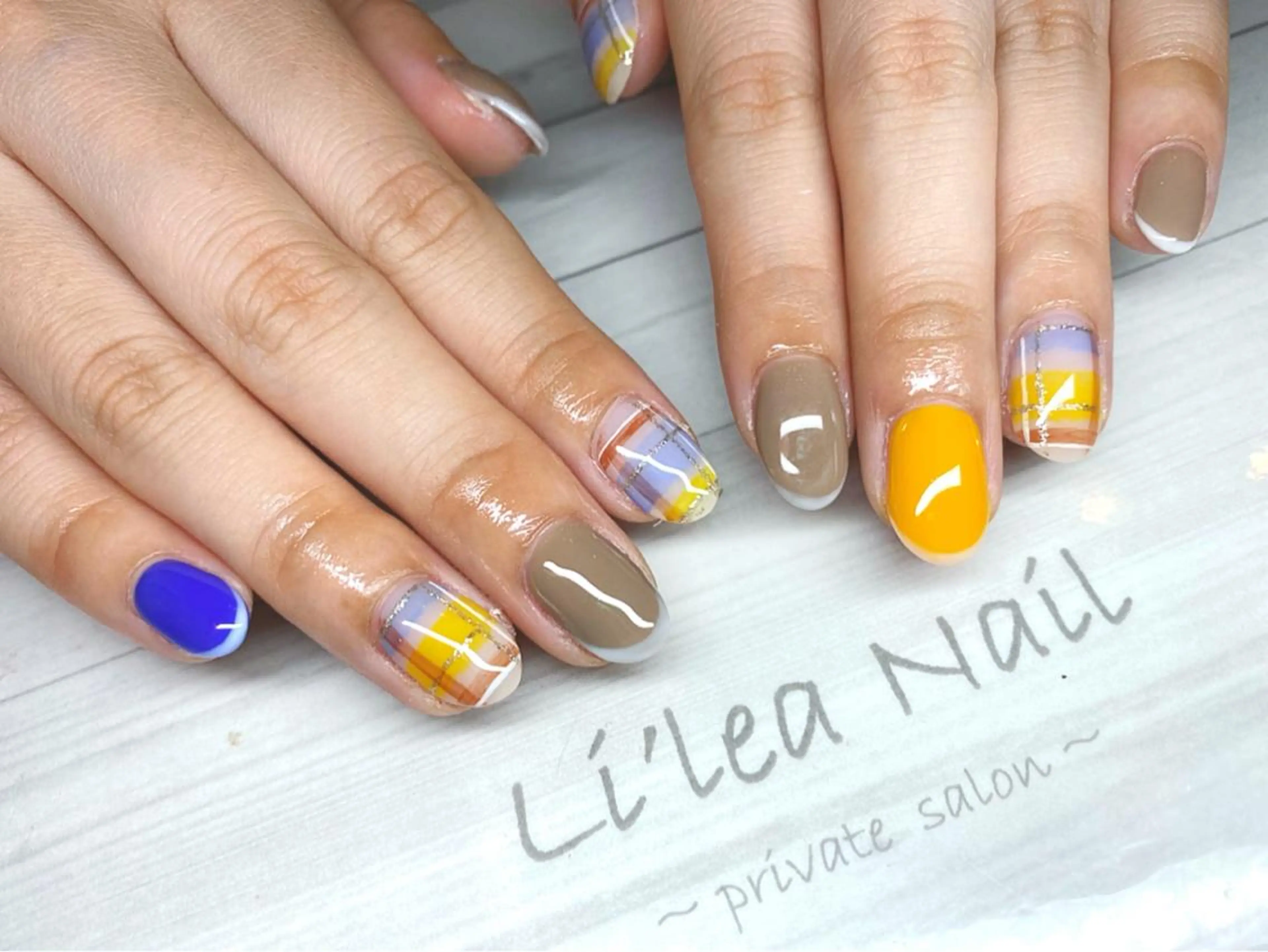 ネイル Li'leaNail AINAのネイルデザイン