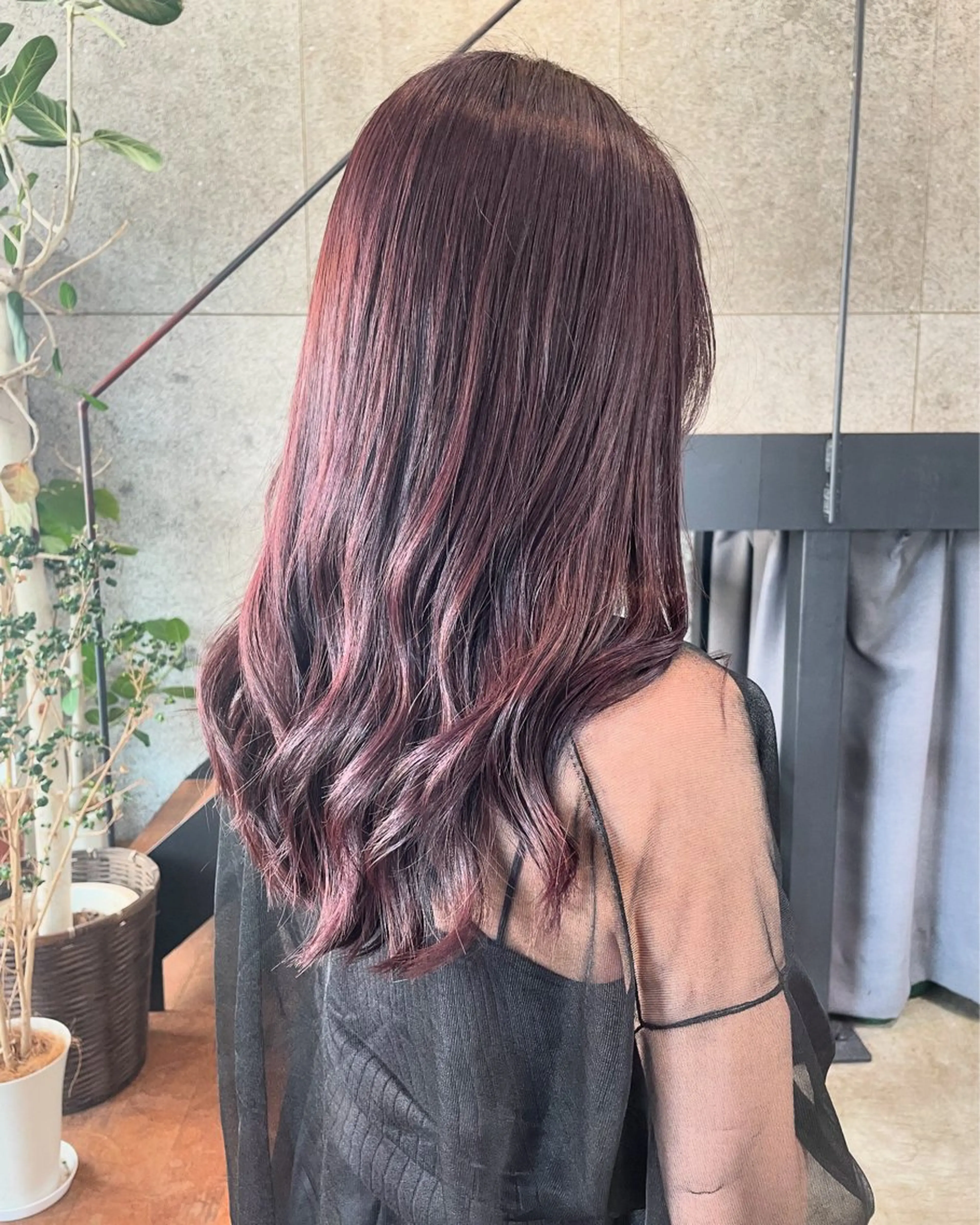 ロング カラー ヘアカラー トリートメント 🍋髪質改善× 透明感カラー ジュリのヘアスタイル