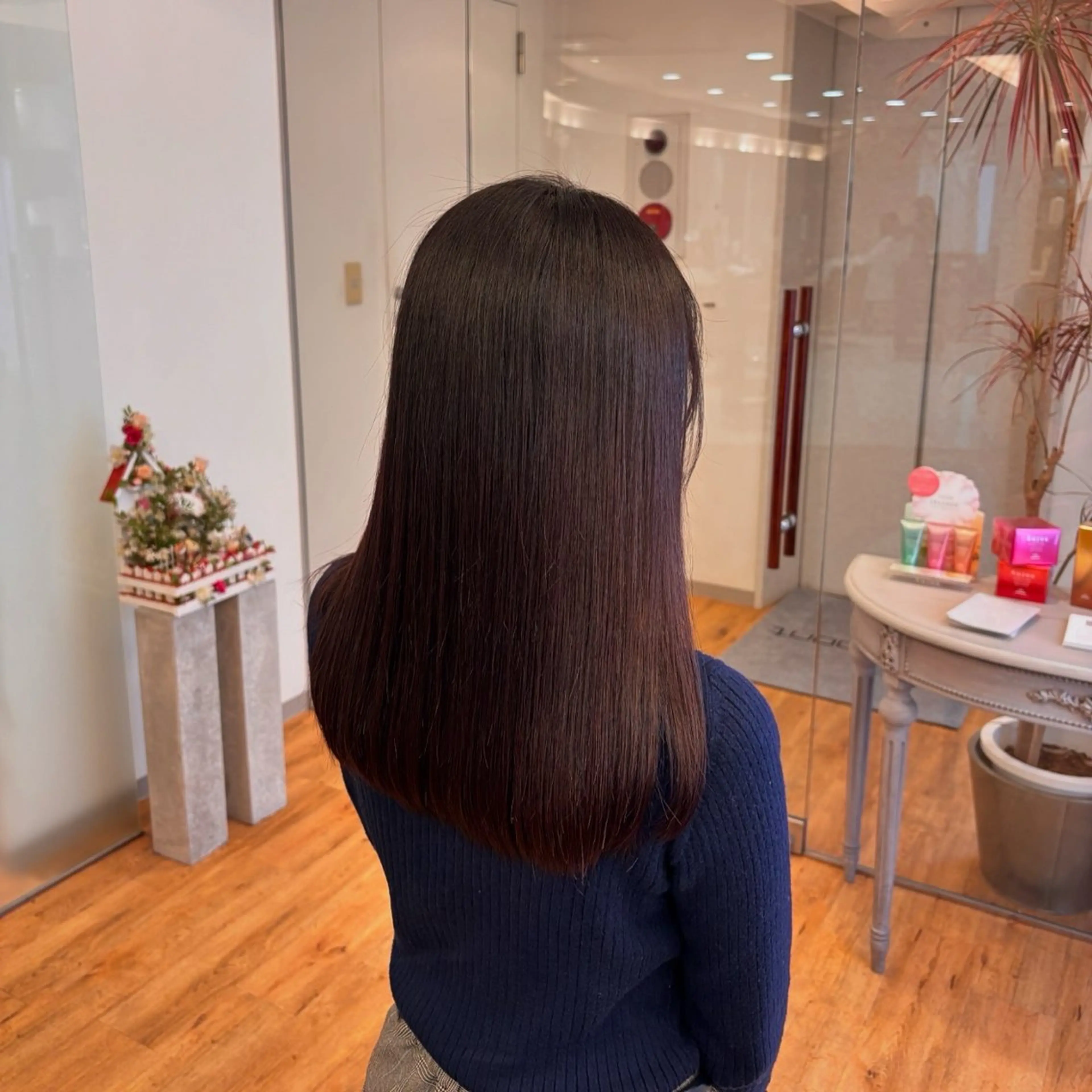 ロング カラー 髪質改善 トリートメント カット 縮毛矯正 un.le.pont ルカ  🎨のヘアスタイル