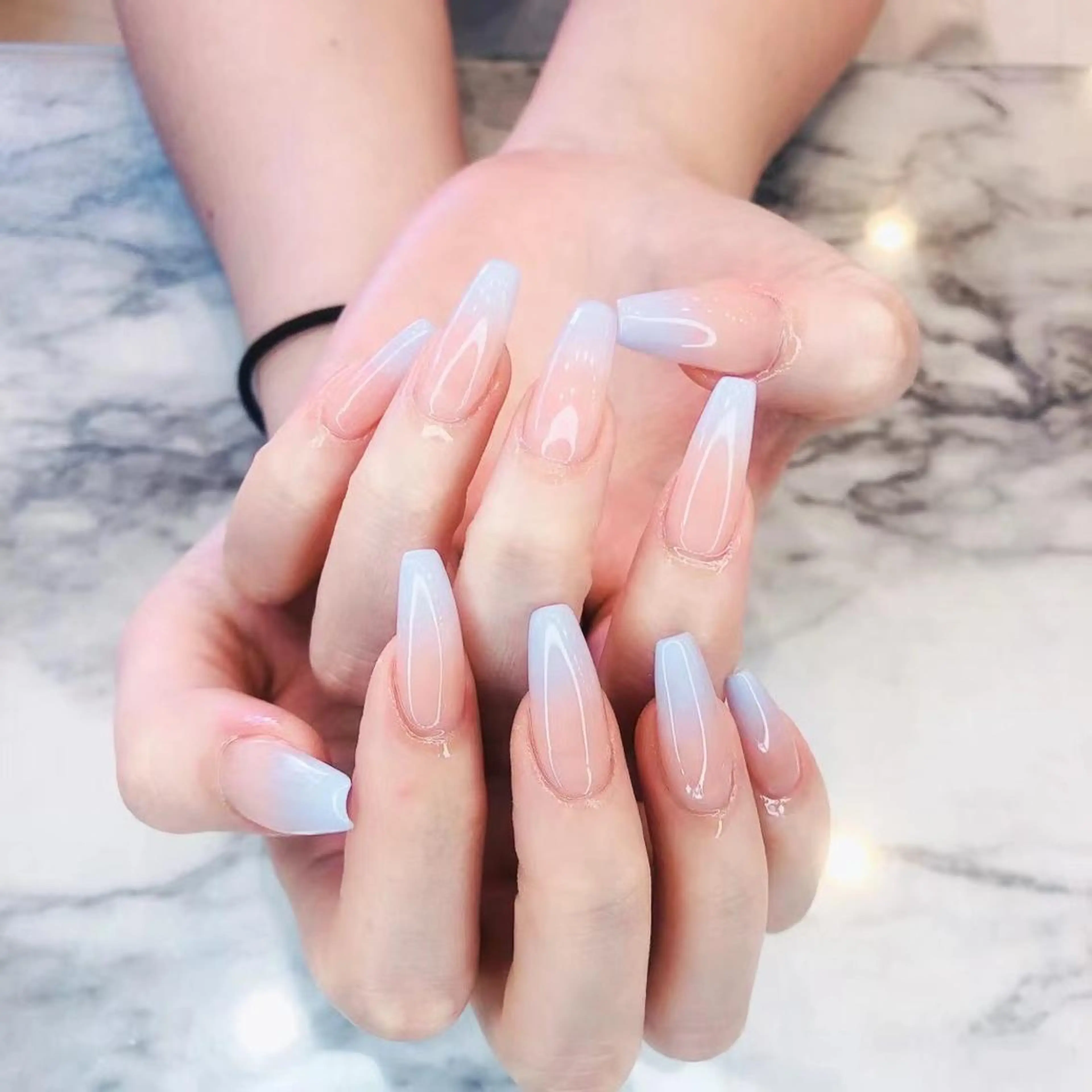 ネイル ブルー クリアネイル グラデーション Babarla Nailのネイルデザイン