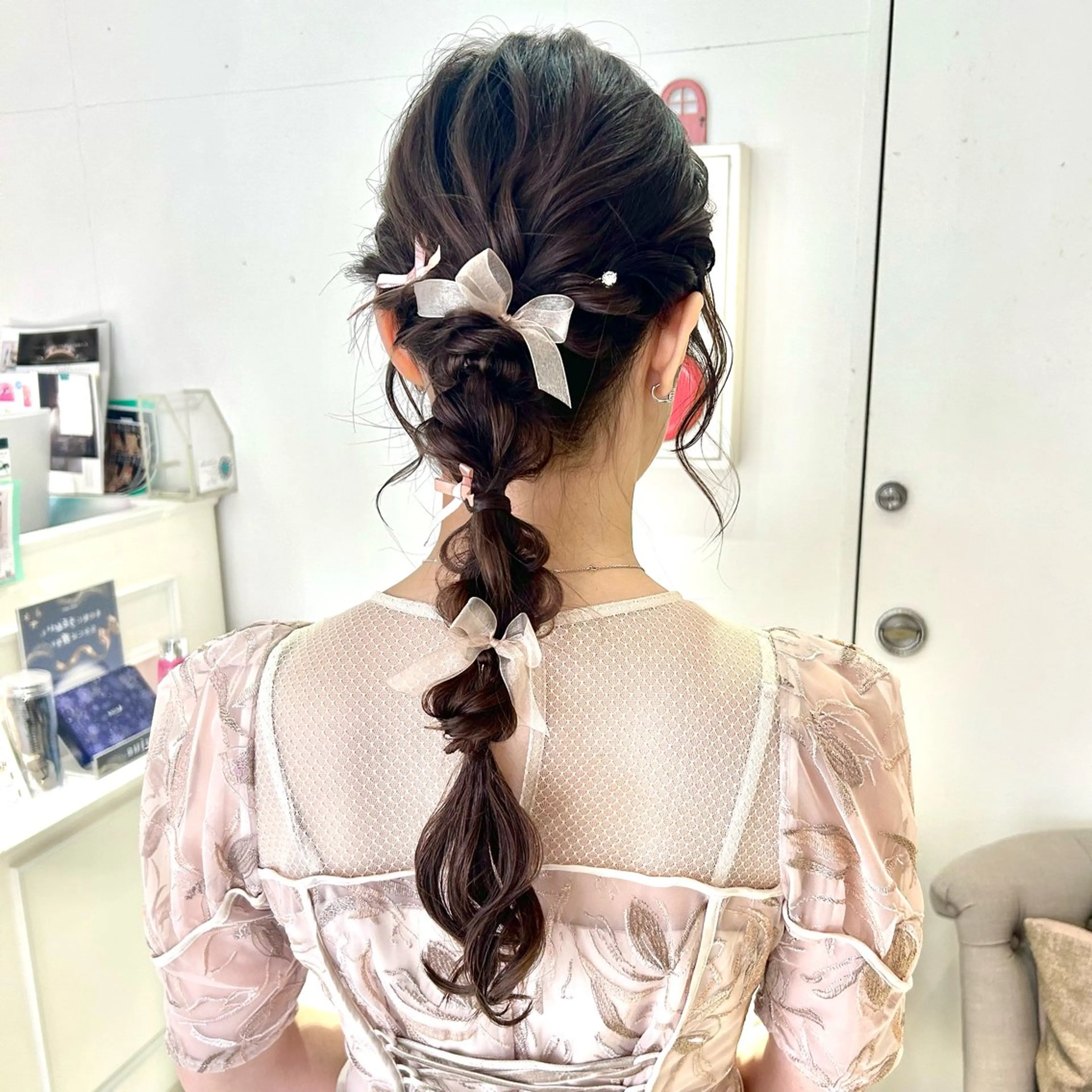 ロング カラー ヘアアレンジ ヘアセット 吉水 彩乃 /ボブ/透明感カラーのヘアスタイル