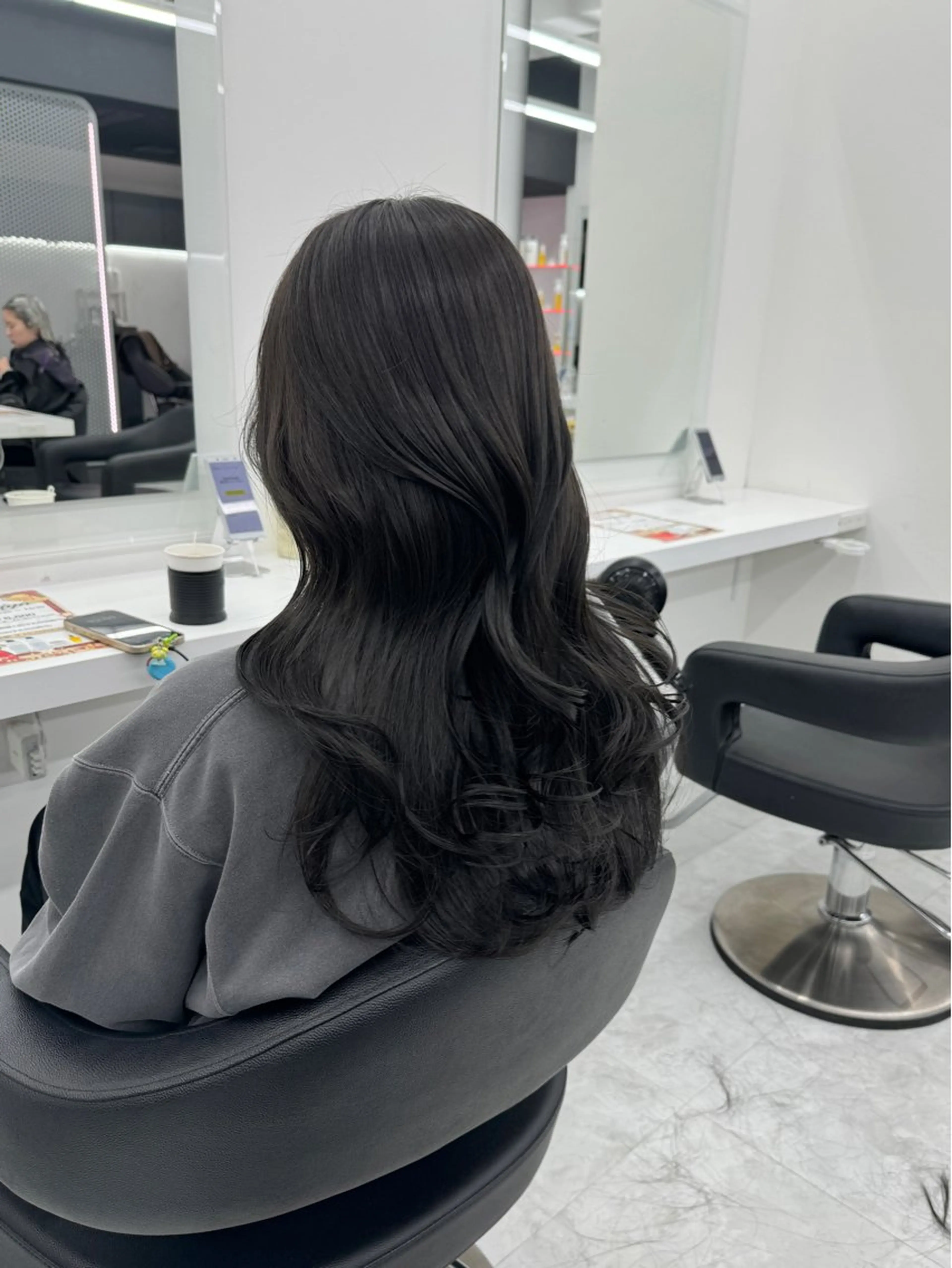 ロング カラー カット ヘアカラー トリートメント ヘッドスパ ヘアセット 💖透明感カラー＆暗 髪専門💖Akariのヘアスタイル