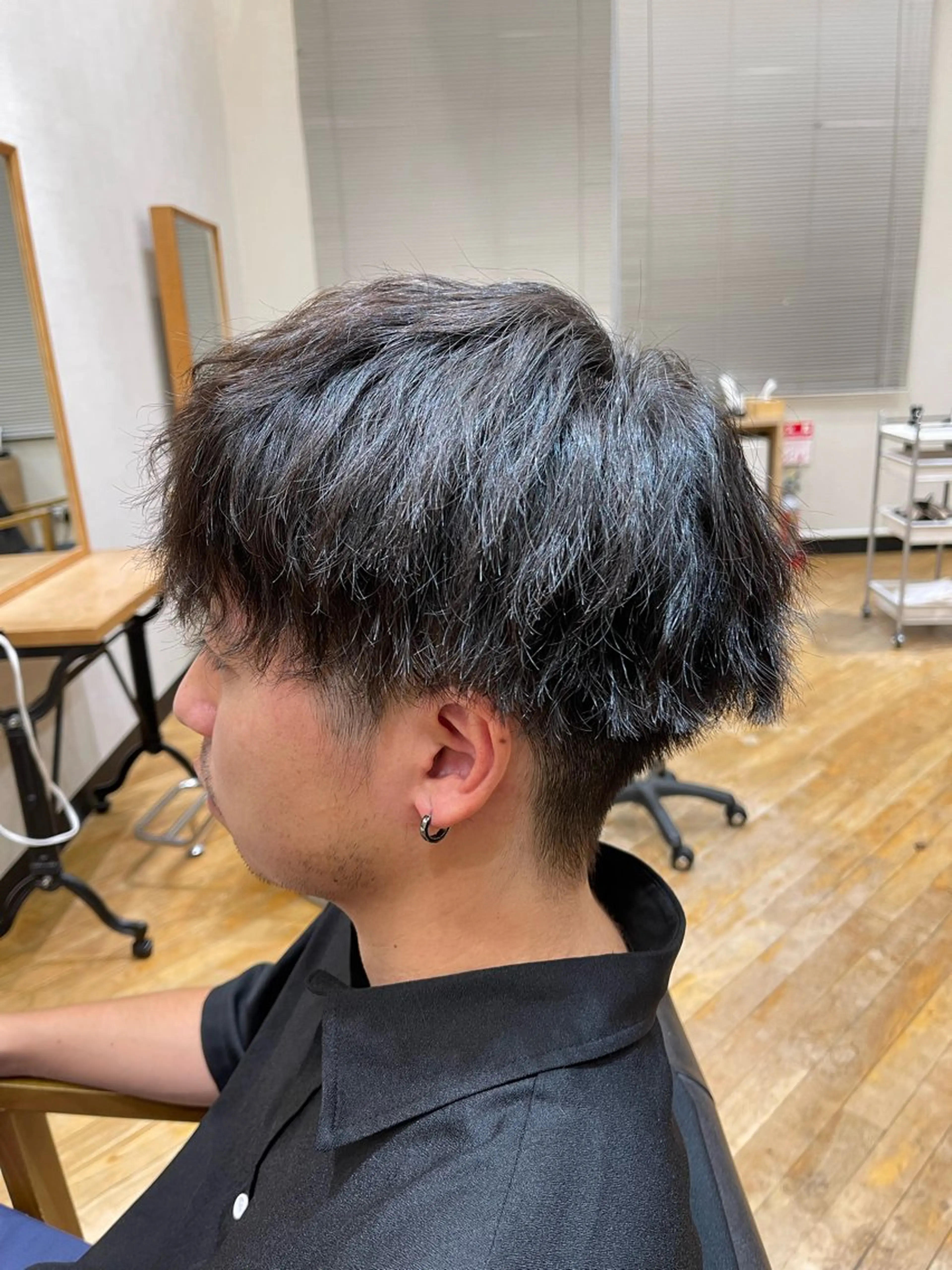 ショート パーマ メンズ カット パーマ Rolen.所属・佐藤 海璃のヘアスタイル