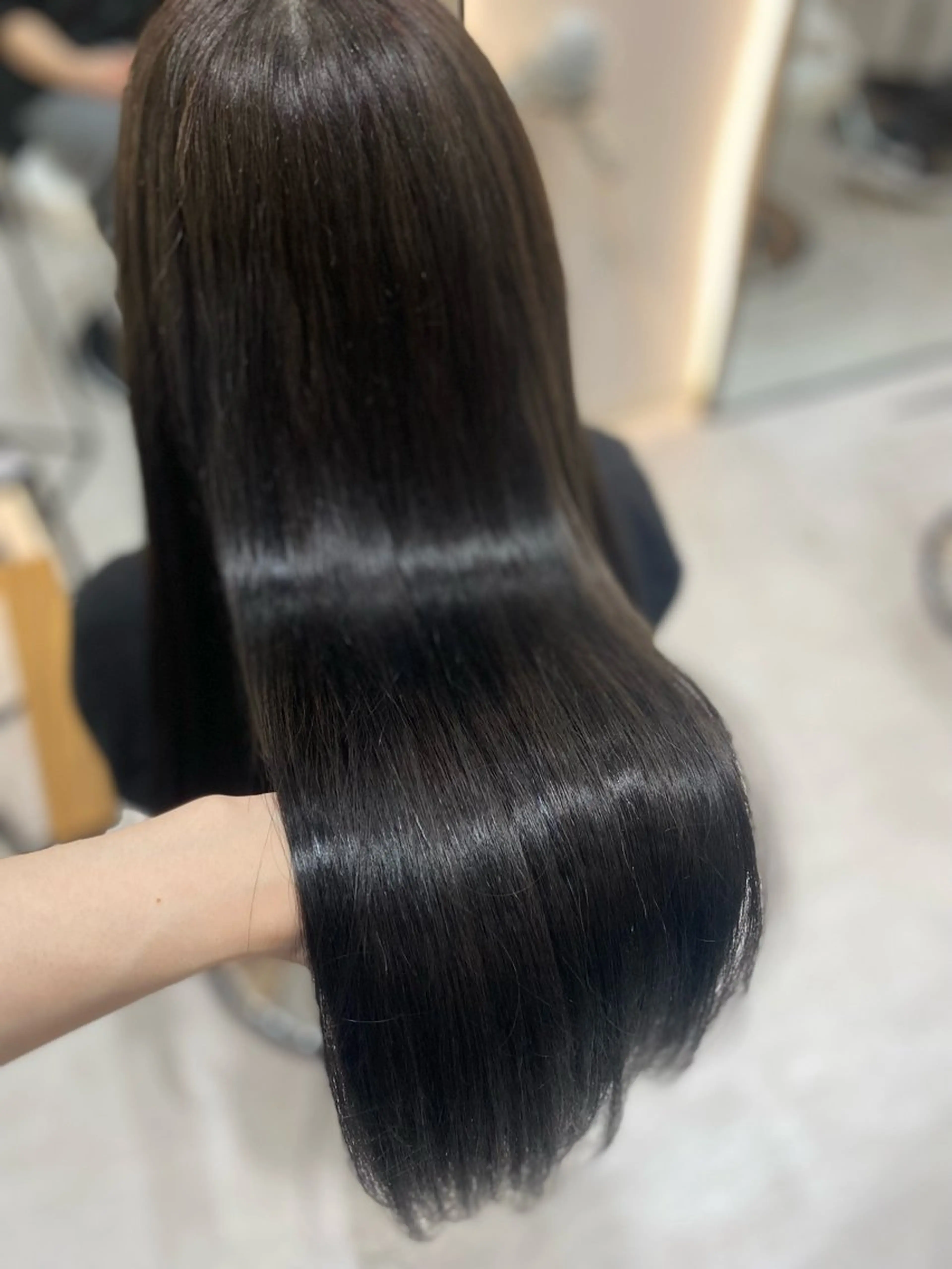 ロング カラー 透明感カラー グレージュ トリートメント カット ヘアカラー トリートメント 艶髪・透明感カラー・ 韓国ヘア・Yuriのヘアスタイル