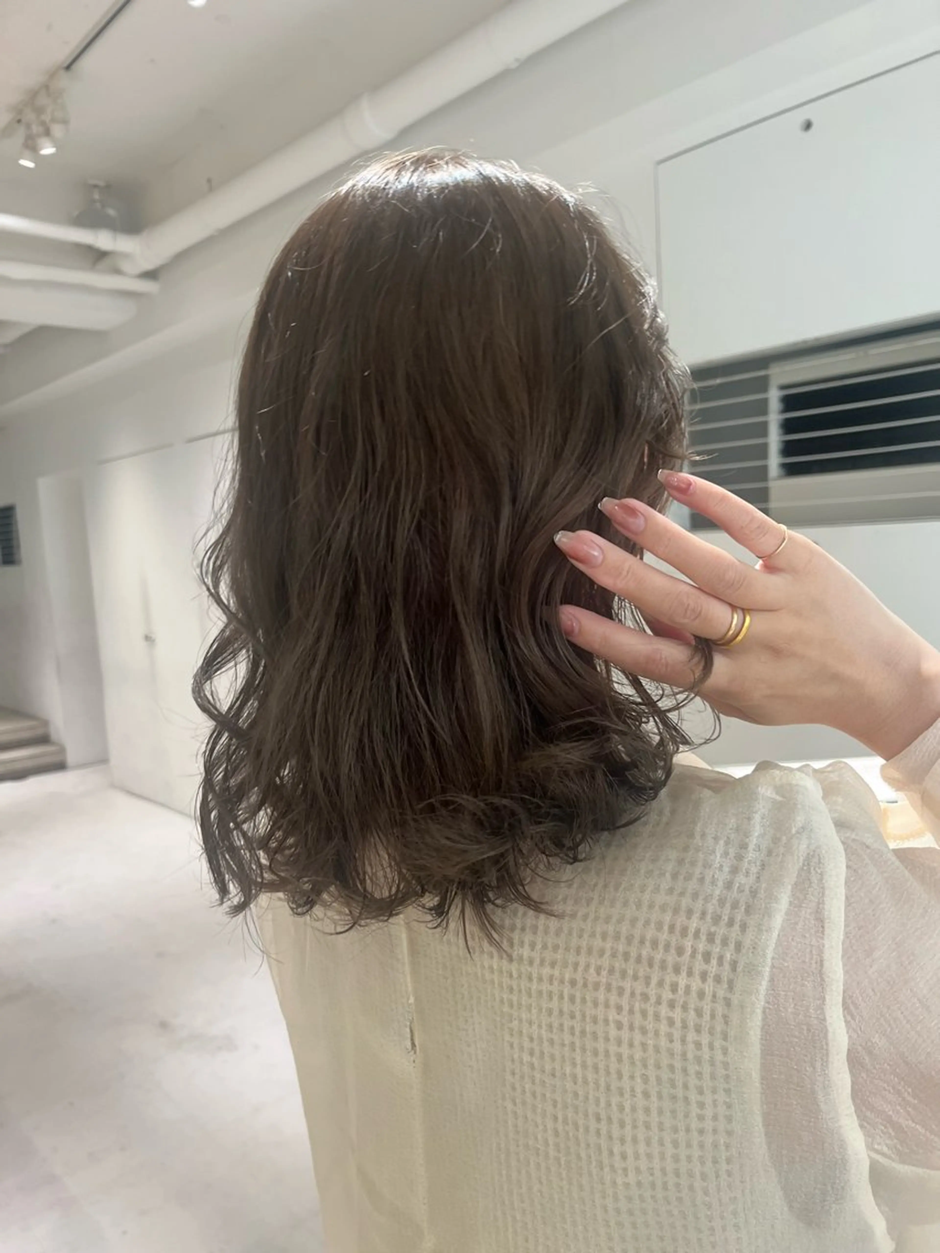 ミディアム パーマ 💇‍♀️loely 小島のヘアスタイル