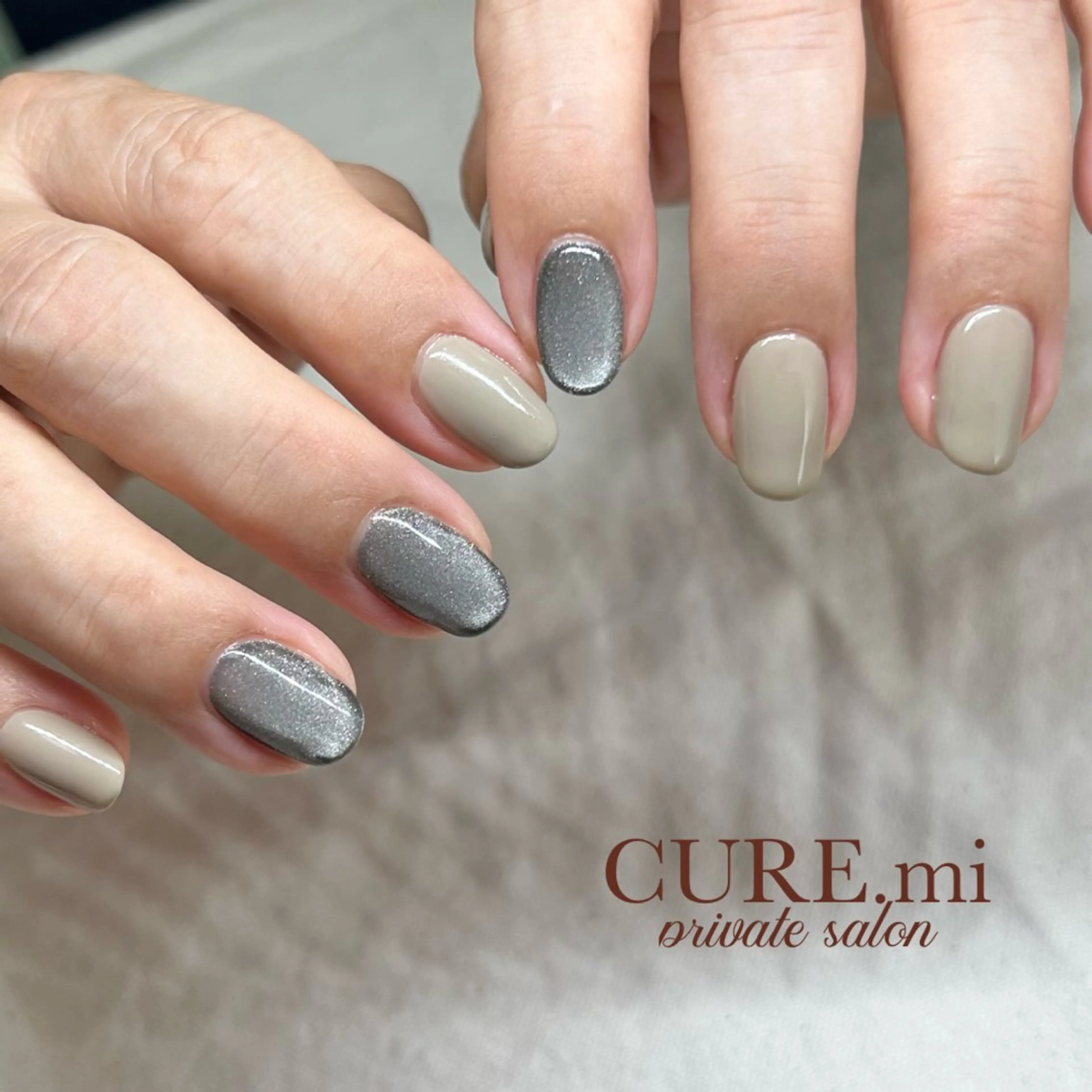 ネイル マグネットネイル シンプルネイル ハンドネイル ハンドケア CURE.mi所属・伊藤 美香のネイルデザイン