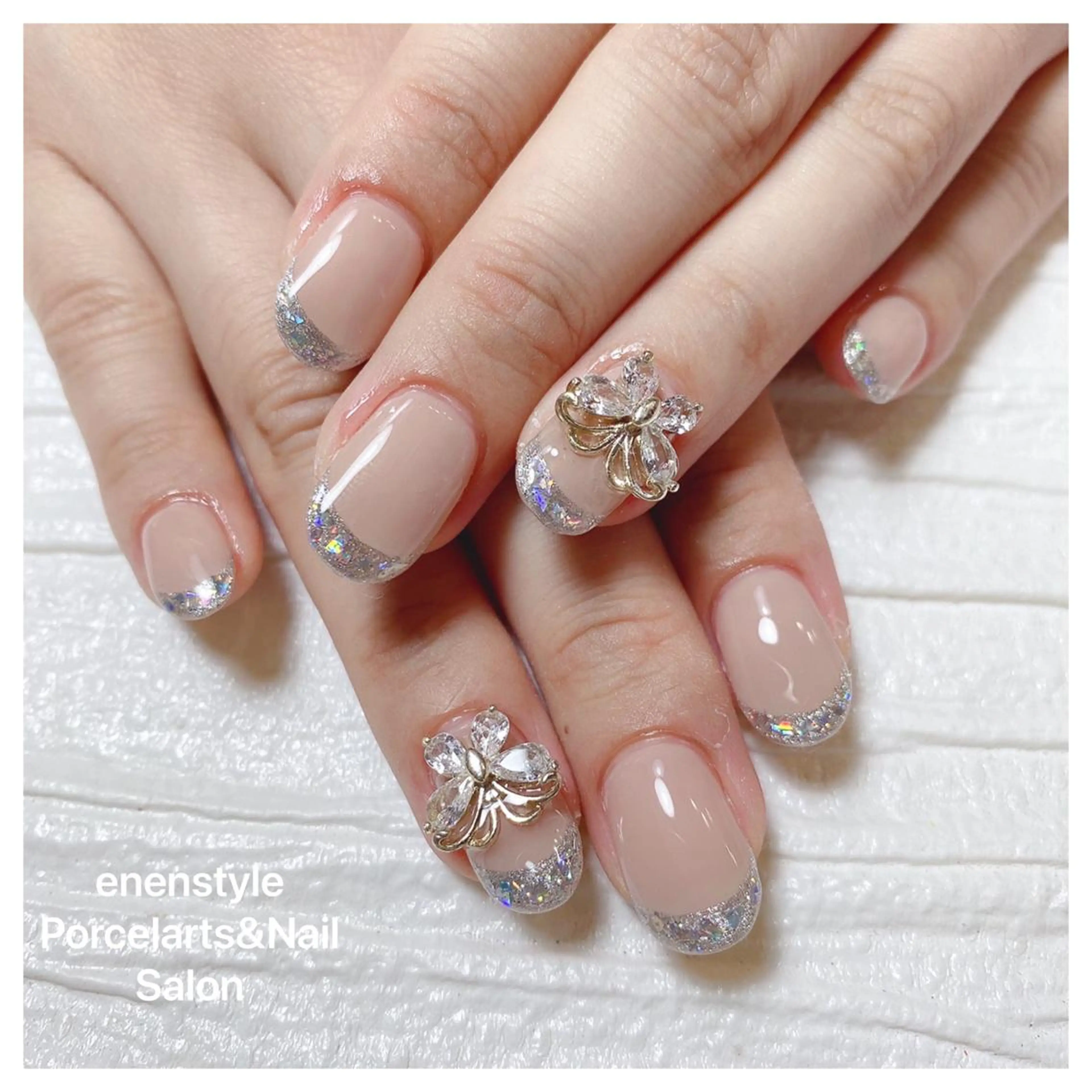 ミディアム ネイル 👑enen style👑のネイルデザイン