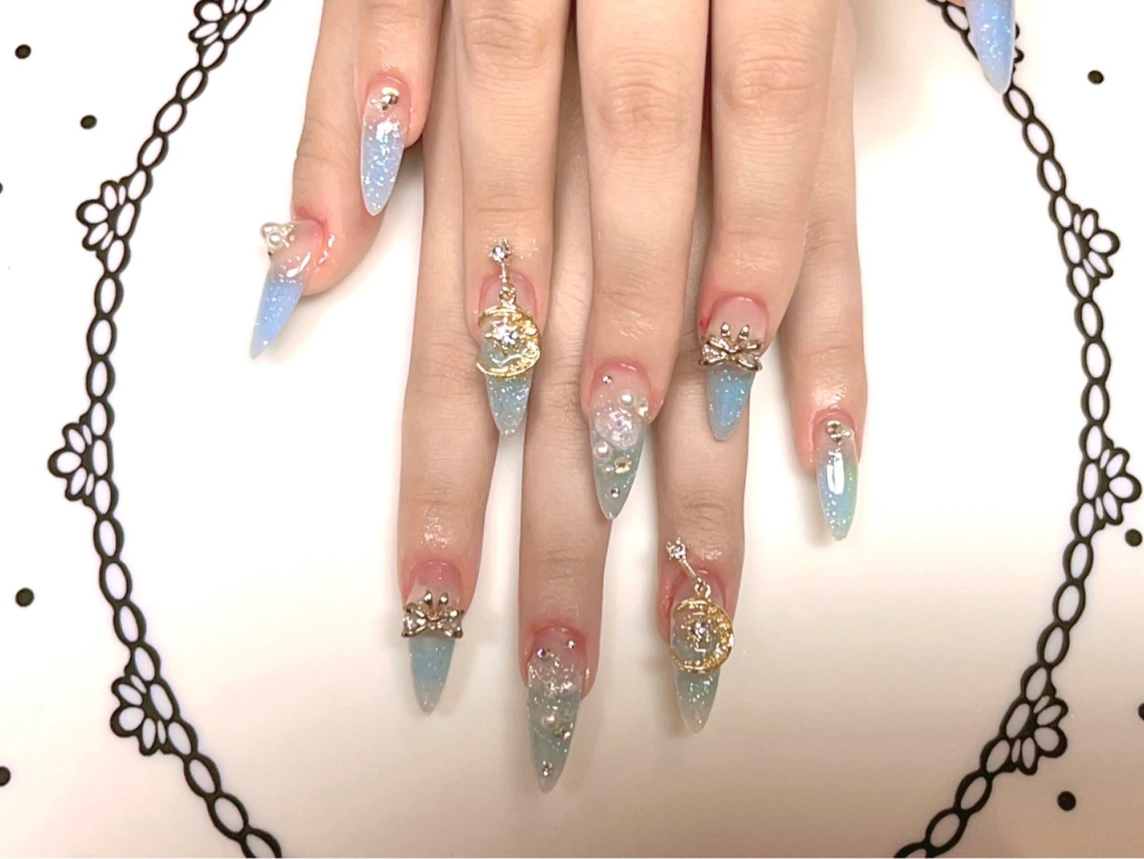 ロング 🎀CUTEE 🎀レイのネイルデザイン