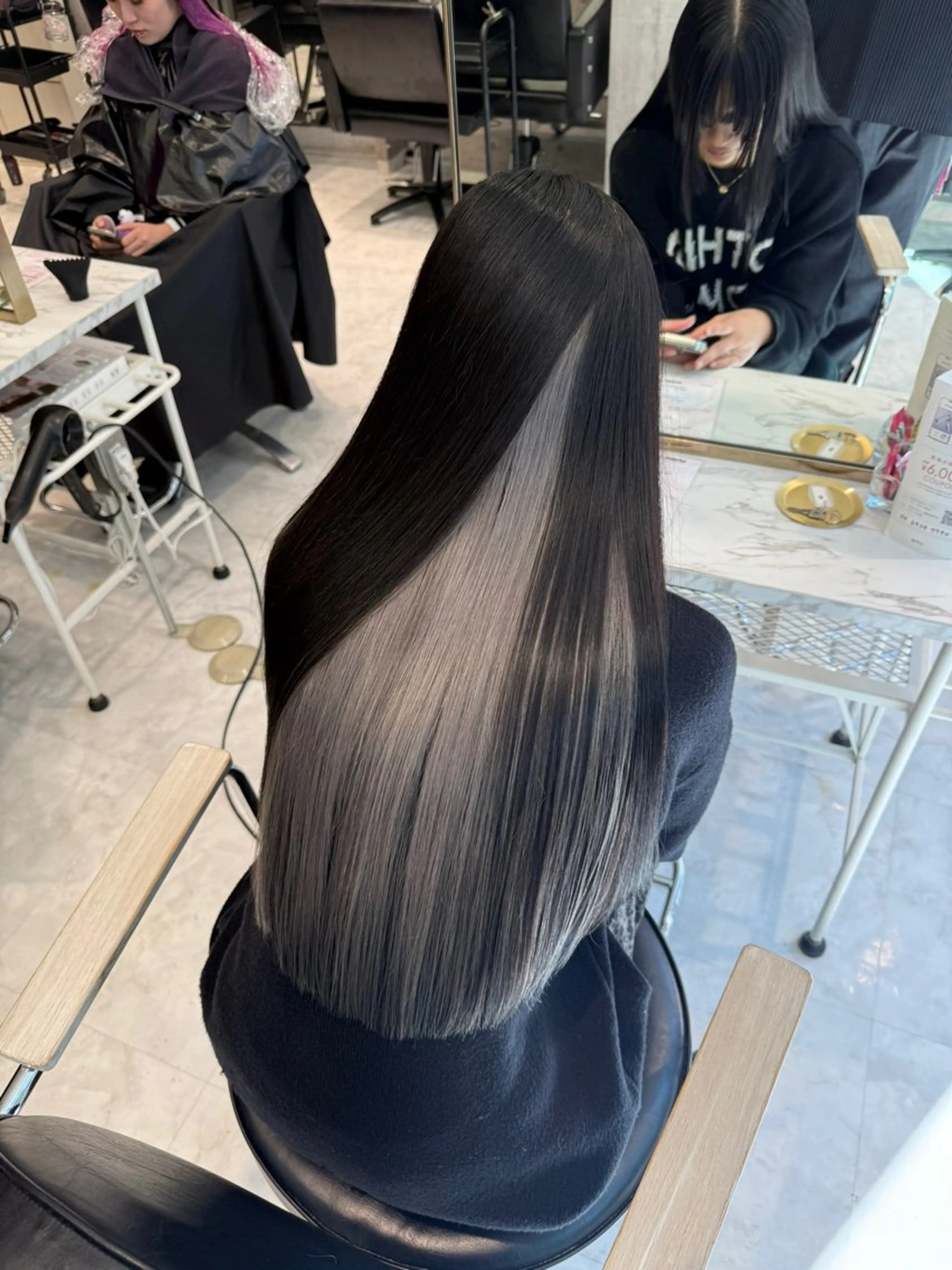 ロング カラー ヘアカラー トリートメント ヘアセット ハイトーンレイヤー 🦋🌷Shuriのヘアスタイル
