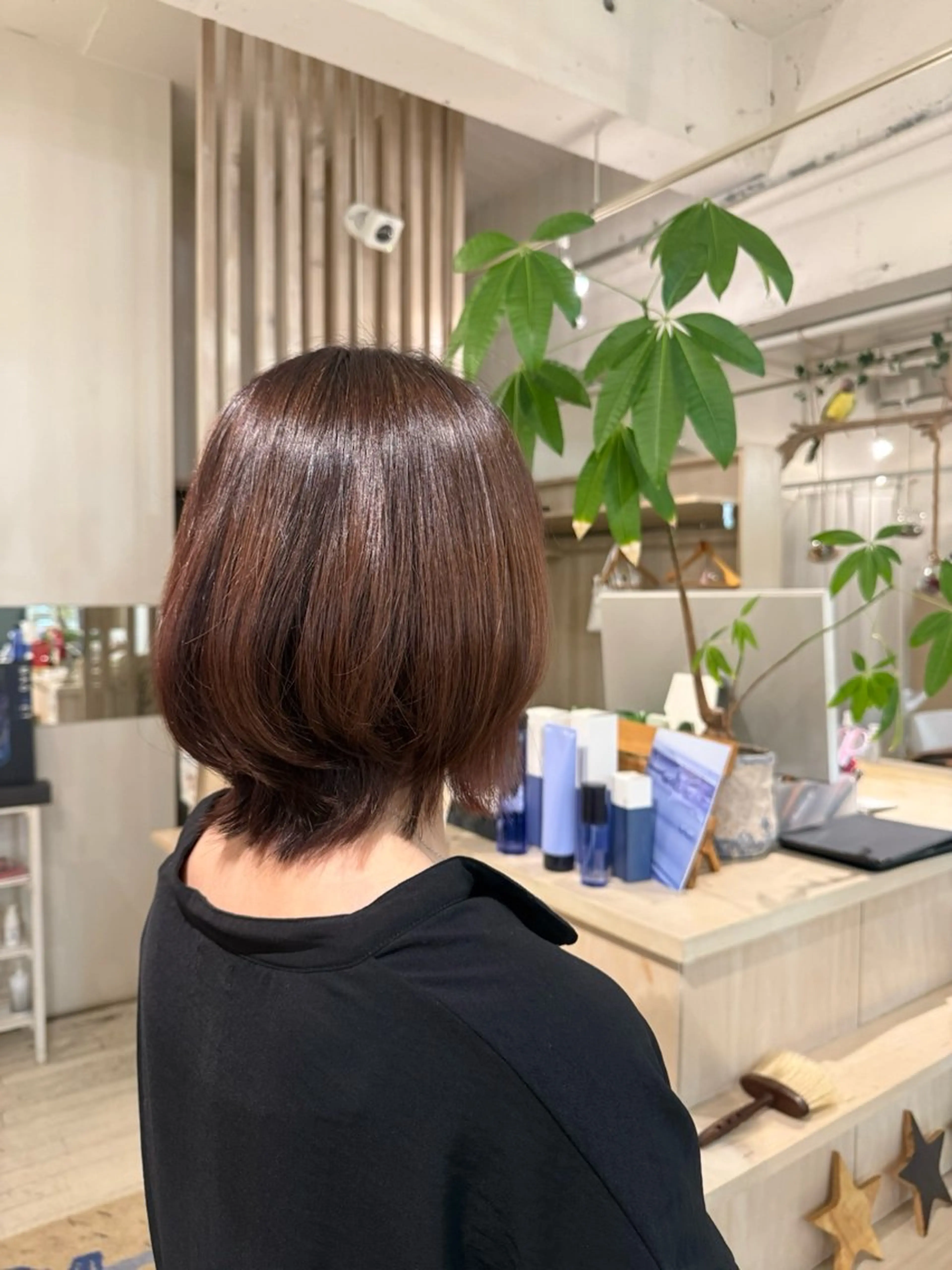 ミディアム 竹中 萌のヘアスタイル