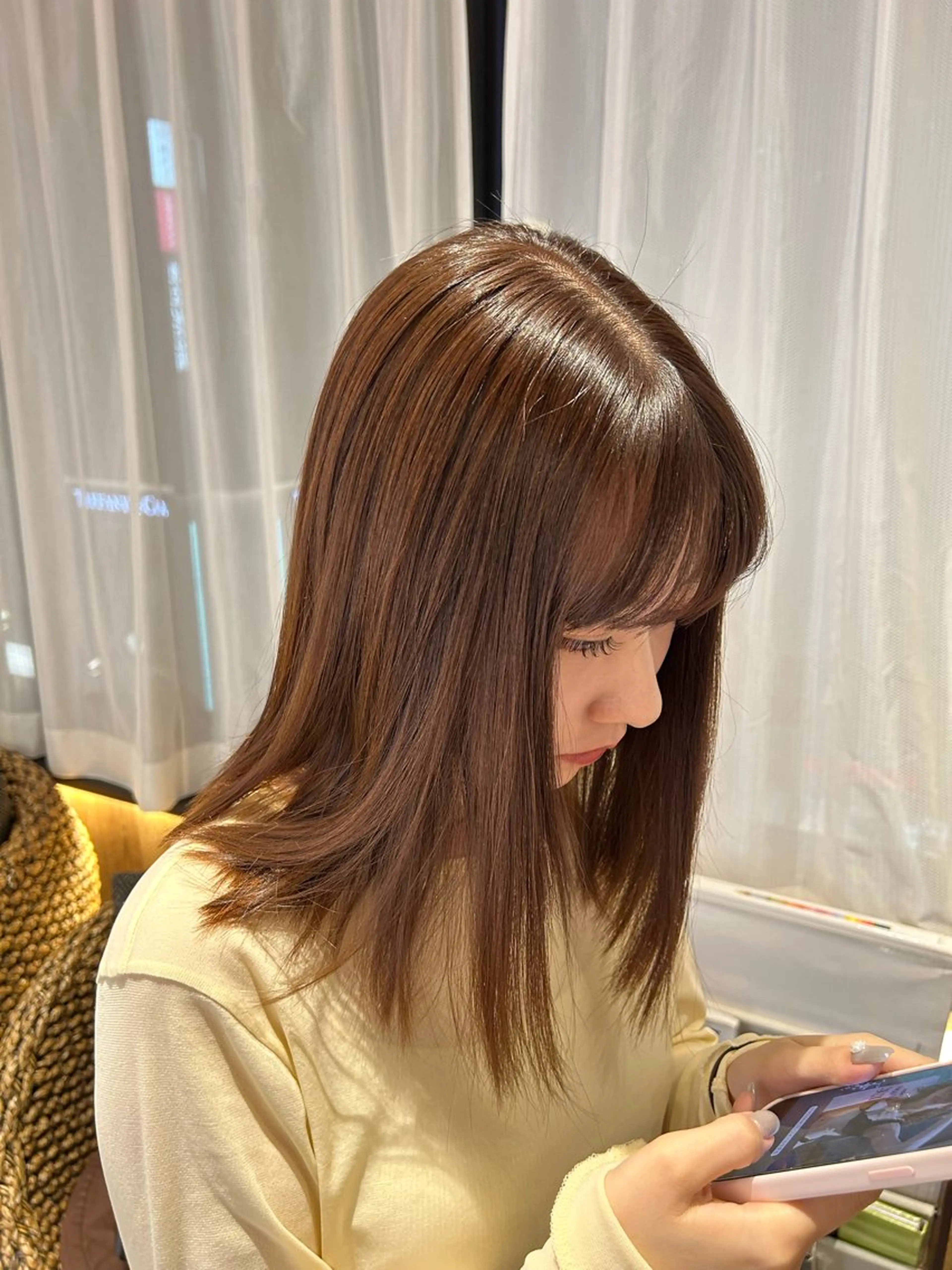ミディアム あやこ🌷 /新宿美容室のヘアスタイル