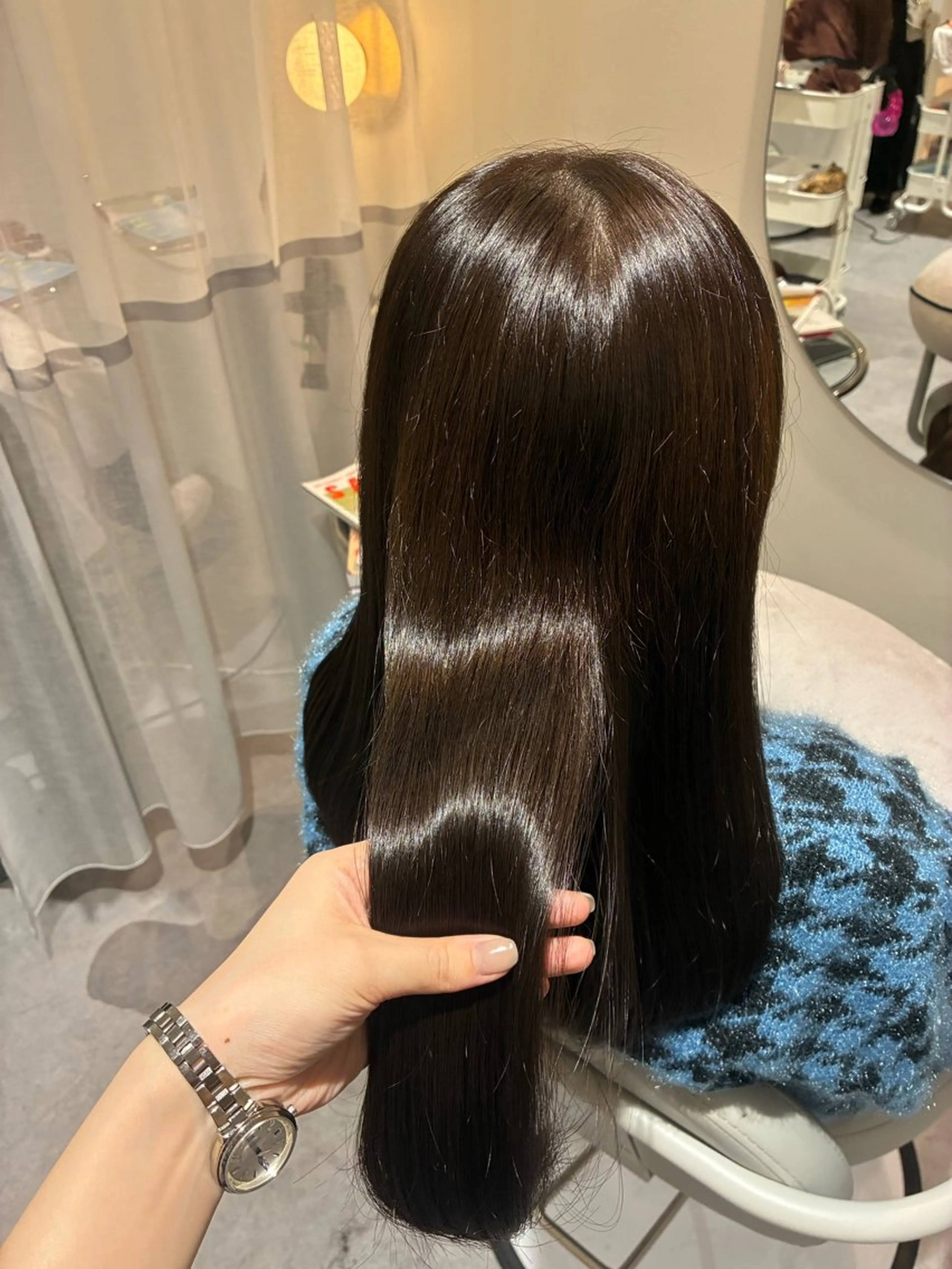 カラー 石井綾華🩰 髪質改善のヘアスタイル