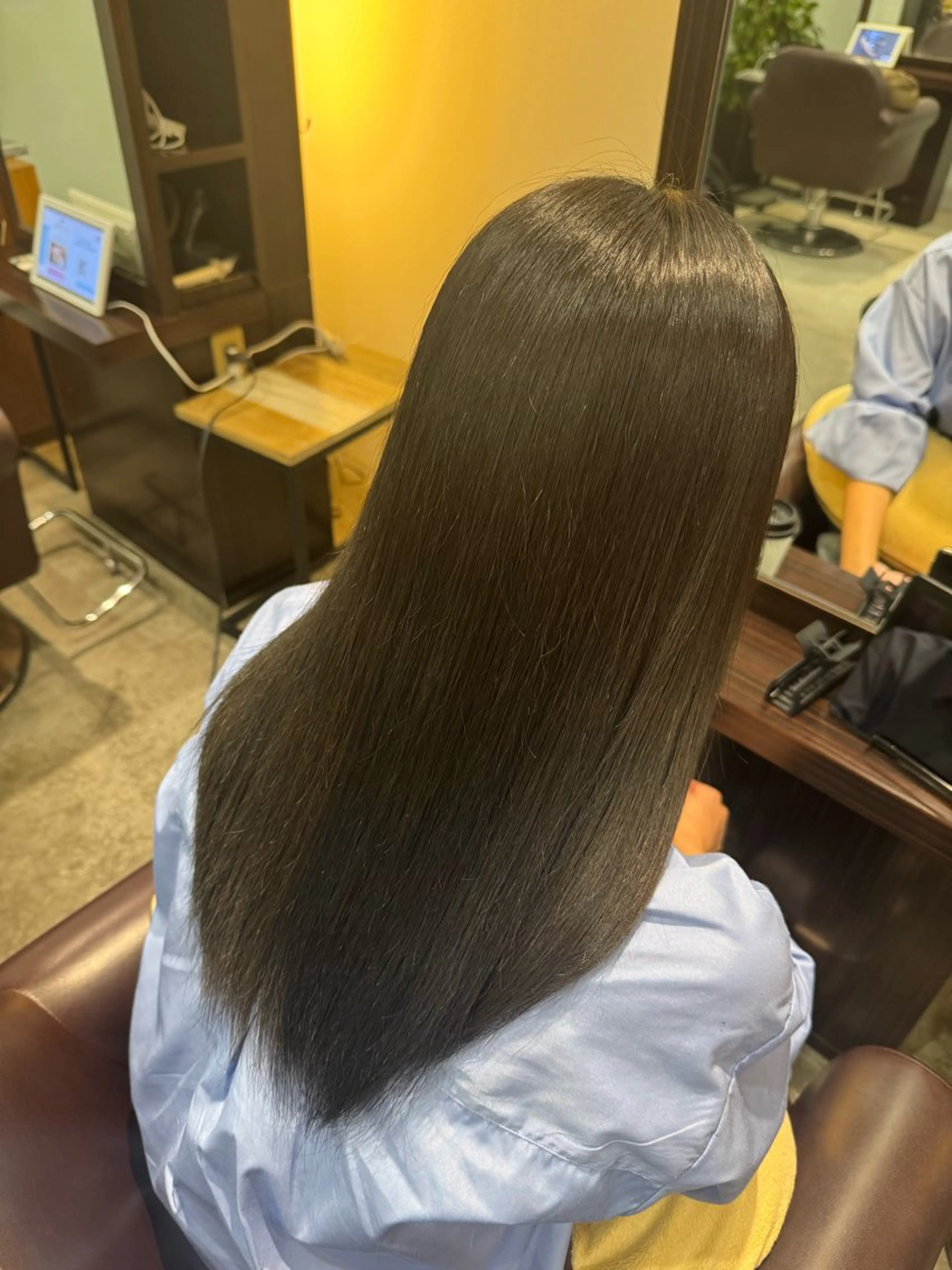 ロング ヘアカラー ひな 🧸のヘアスタイル