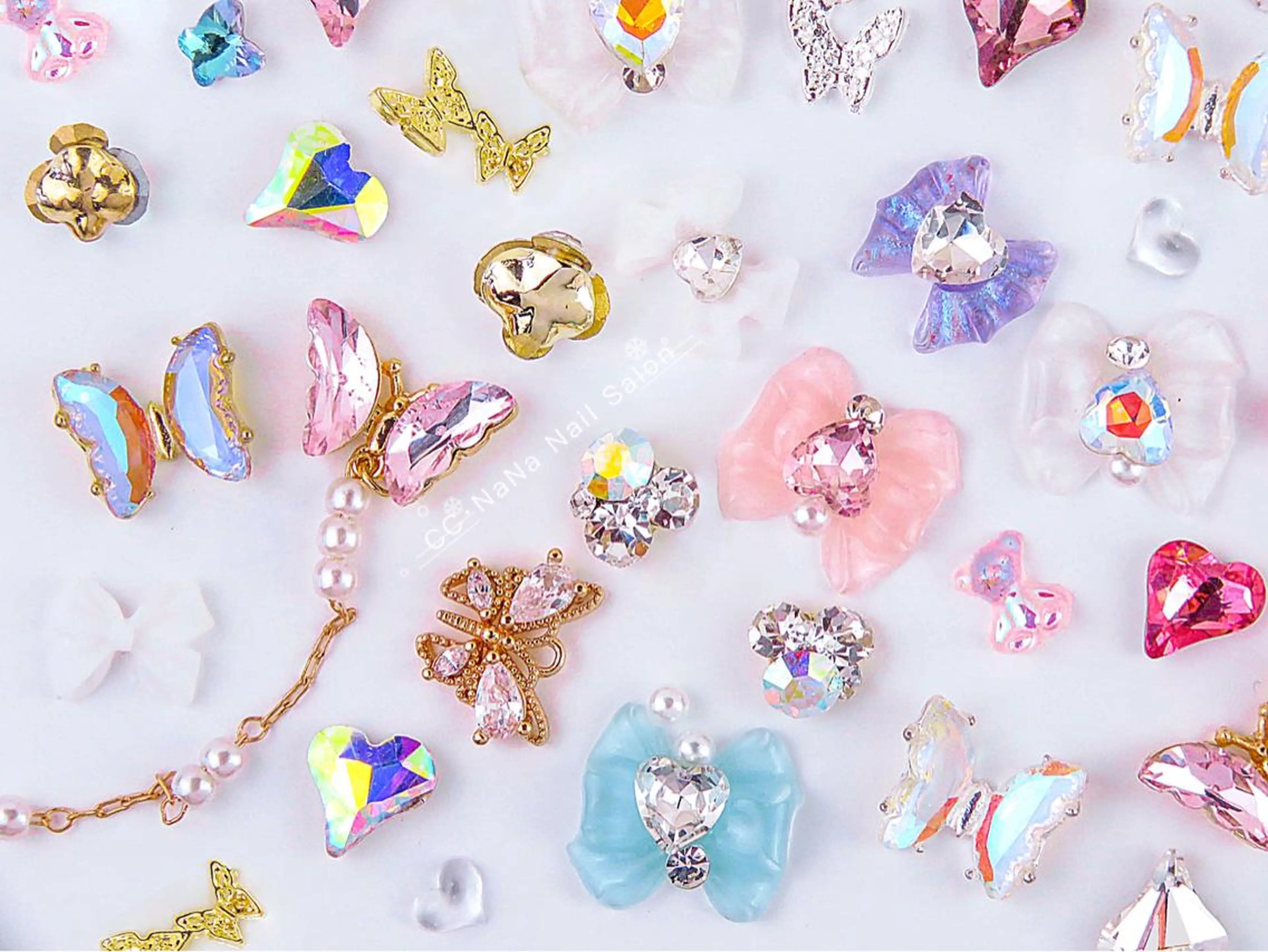 ネイル スカルプネイル ネイルチップ 💎CC・NaNa 韓国風ネイル🌙のネイルデザイン