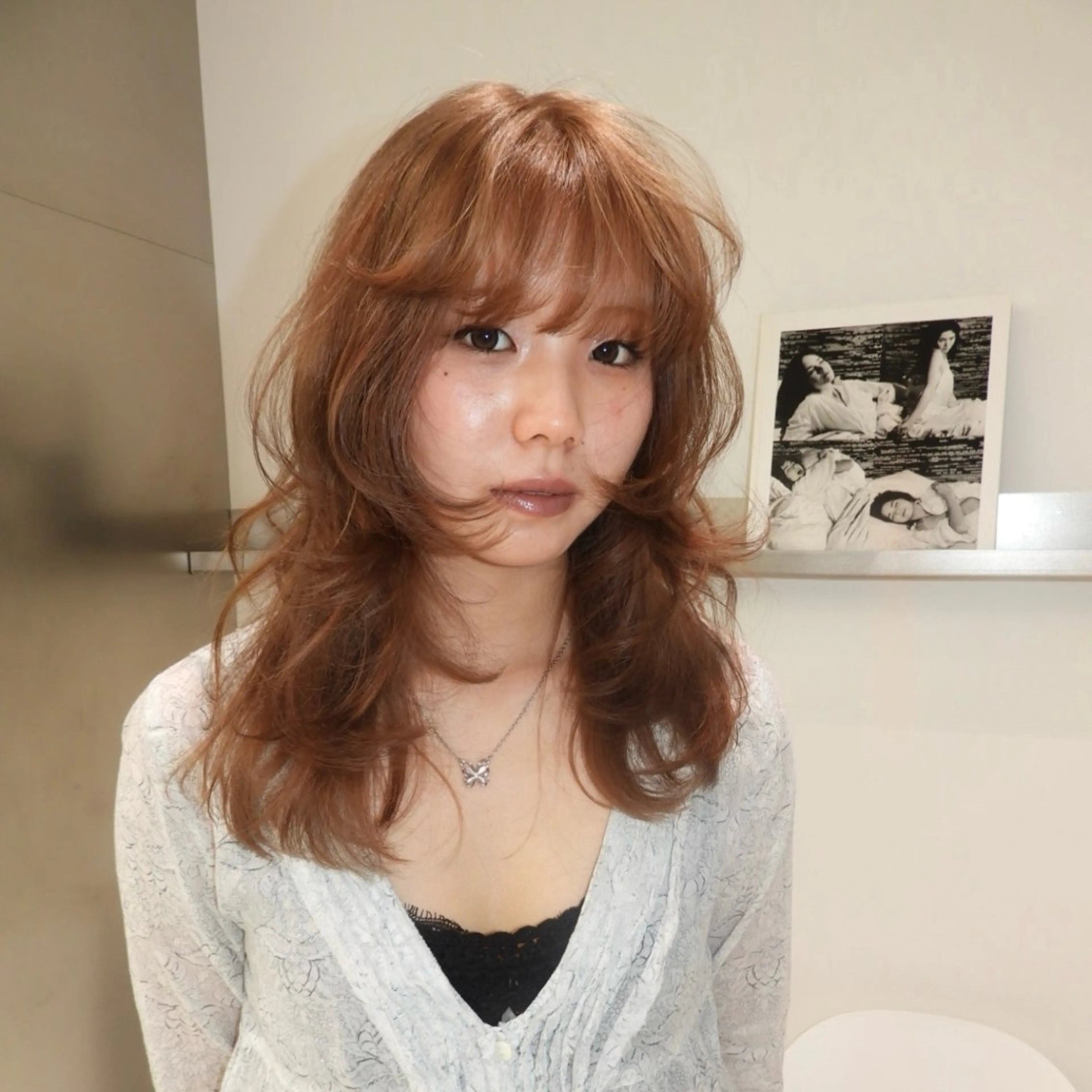 ロング カラー ベージュカラー ミルクティーベージュ ヘアカラー トリートメント ヘッドスパ ヘアセット 🎀レイヤー/ カラー🐕‍🦺anのヘアスタイル