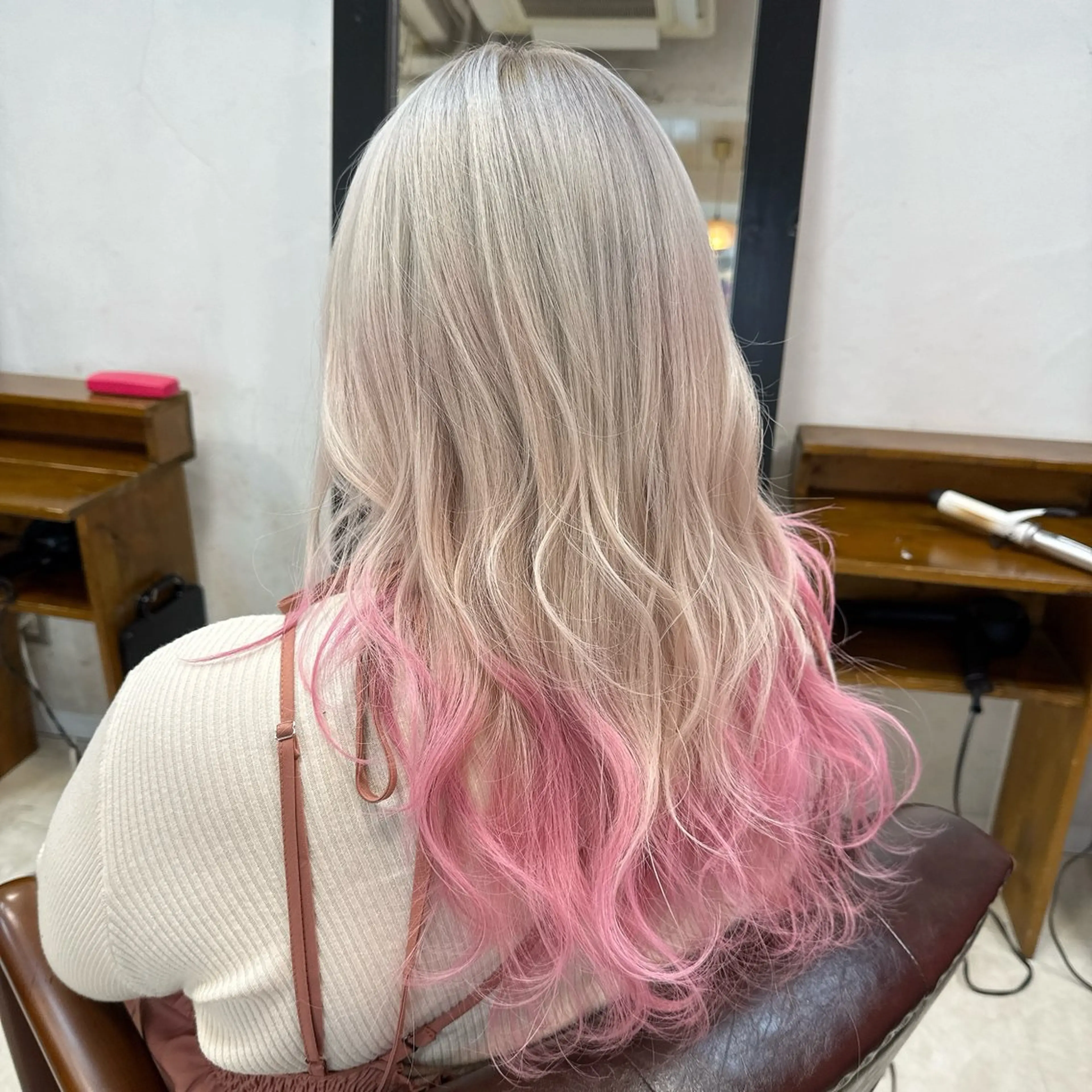 ロング カラー バレイヤージュ ブリーチ ブロンド ケアブリーチ ダブルカラー ヘアカラー トリートメント Lilith 【リリス】のその他イメージ