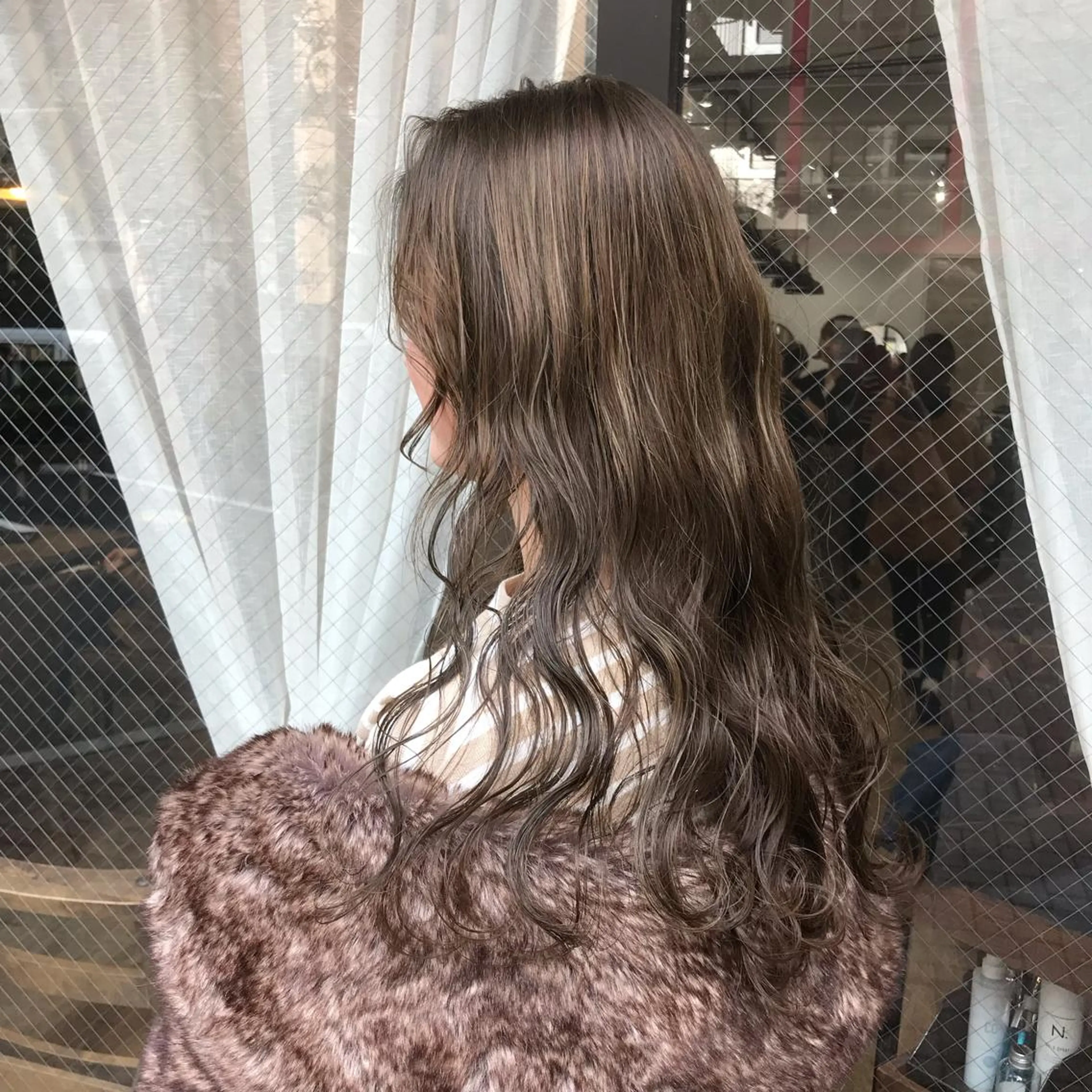 ロング カラー ハイライトカラー ハイライト ヘアカラー トリートメント レイヤー/顔周り /AKARIのヘアスタイル