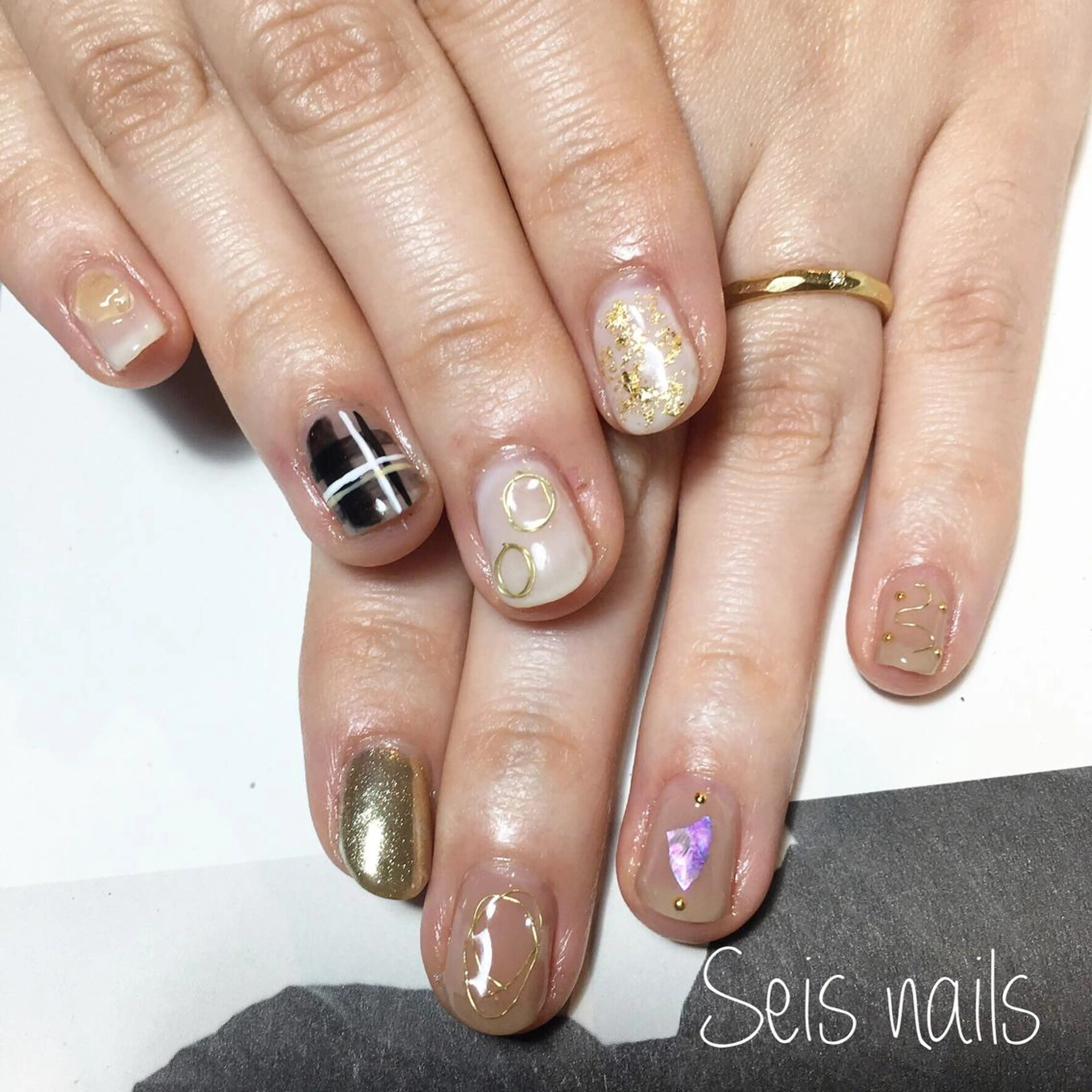 ネイル Seis Shihoのネイルデザイン