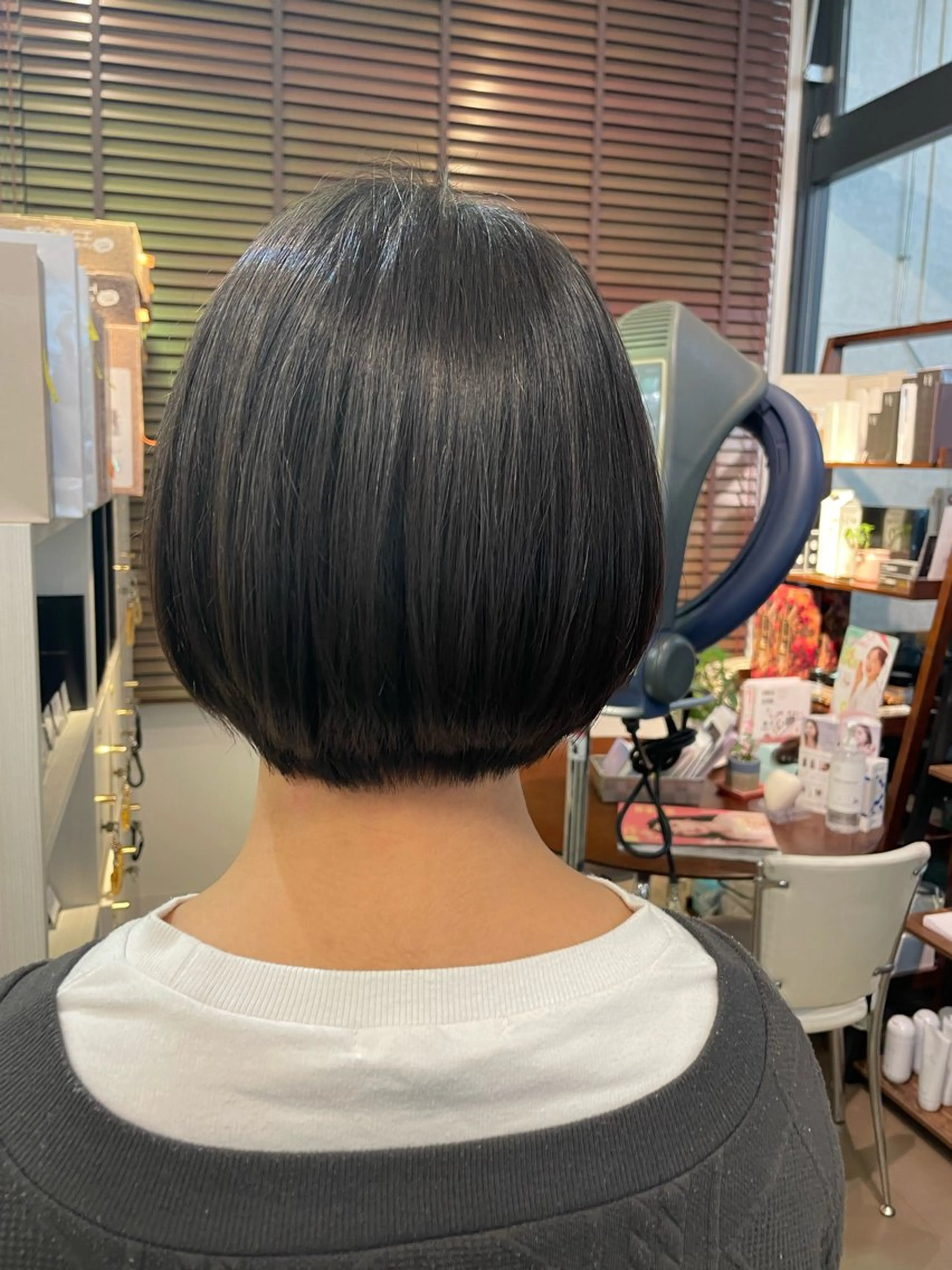 ショート jouir立川店所属・堀平 由紀のヘアスタイル