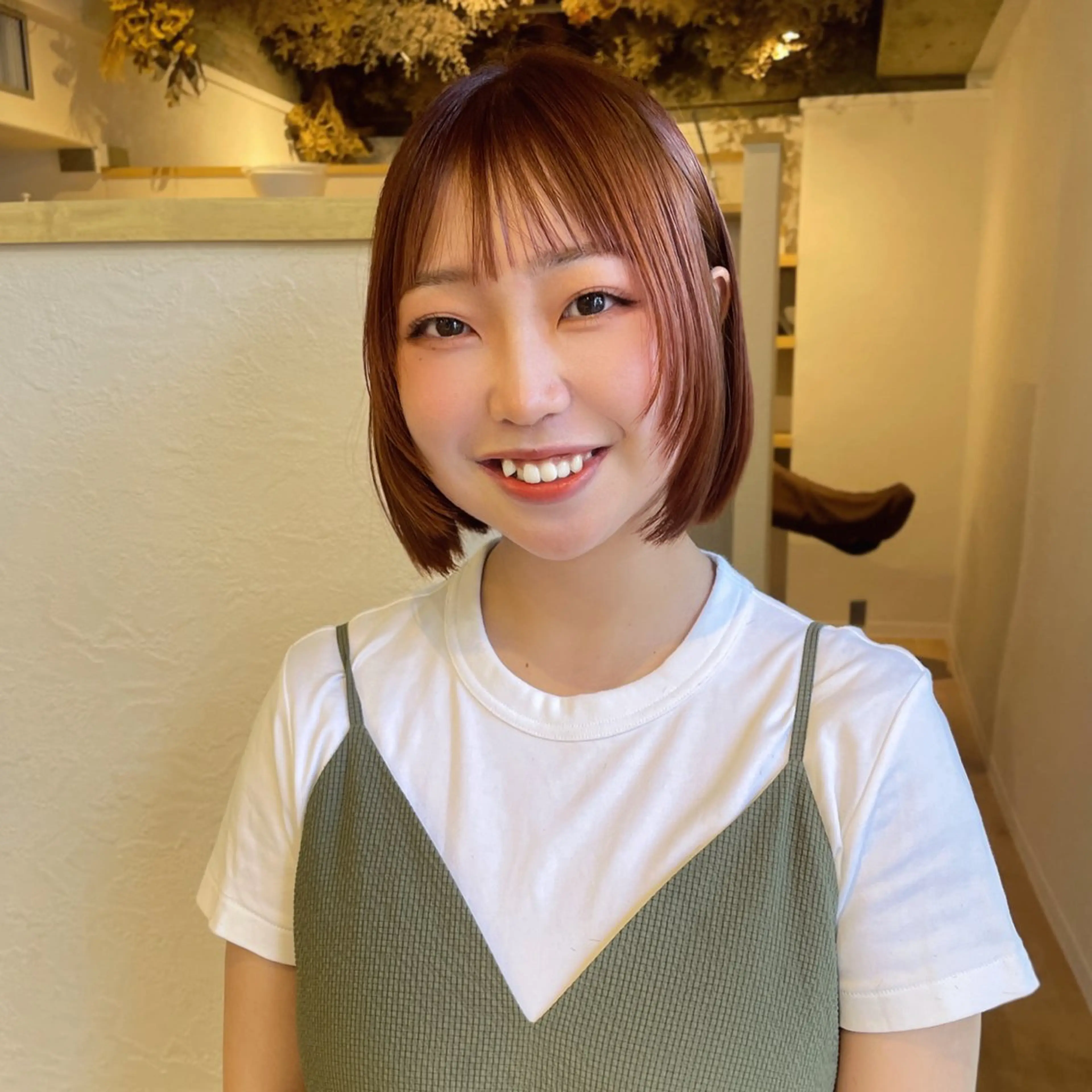 ショート ボブレイヤー ボブ レイヤーカット ヘアカラー トリートメント ボブ/ショート/ 透明感カラー/まりなのヘアスタイル