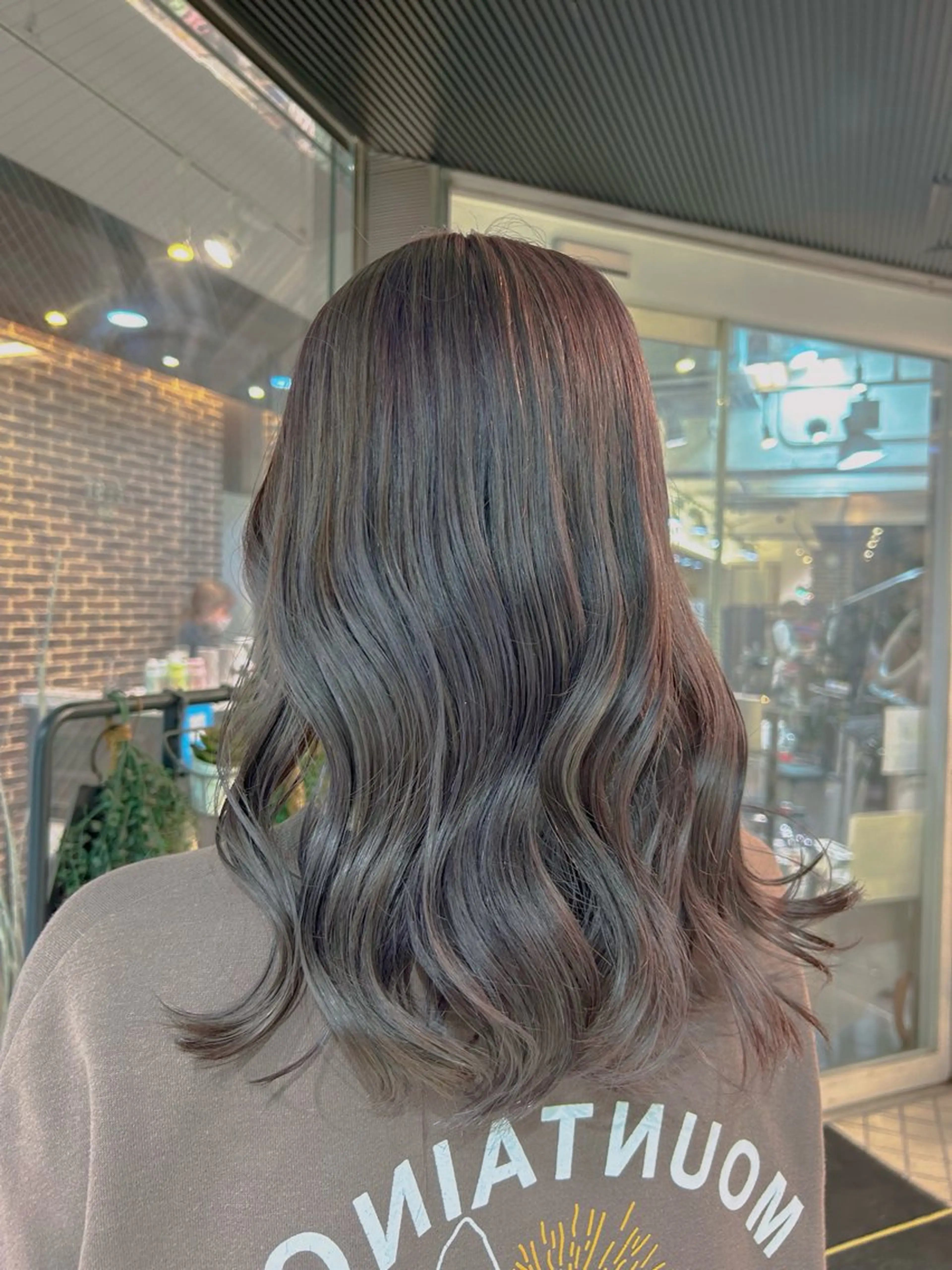ロング カラー ヘアカラー ヘアセット 🦋sana🦋 🫧透明感カラー🫧のヘアスタイル