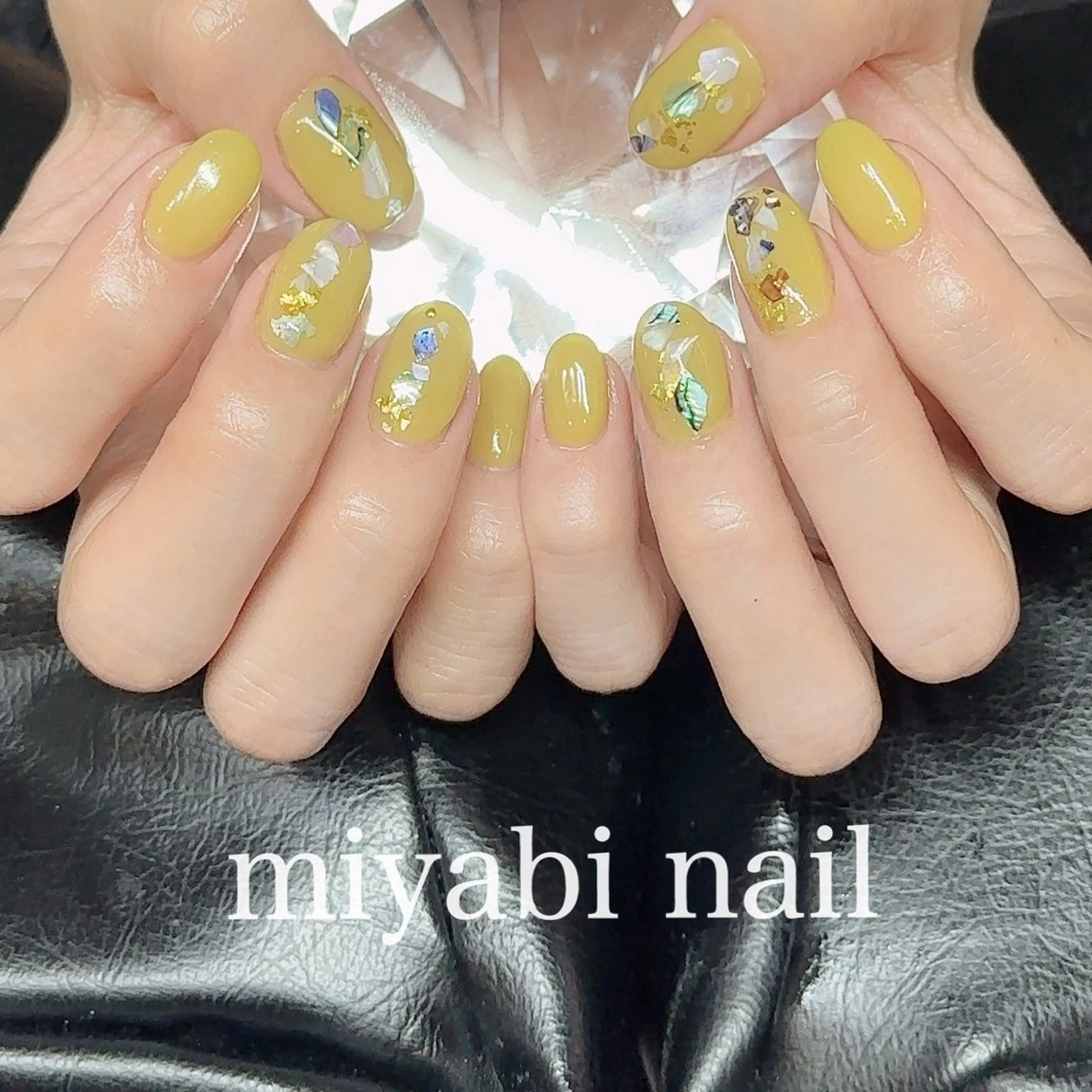 ネイル 持ち込み シンプルネイル 夏ネイル 黄色 ハンドネイル miyabi nail 桂川駅近くのネイルデザイン