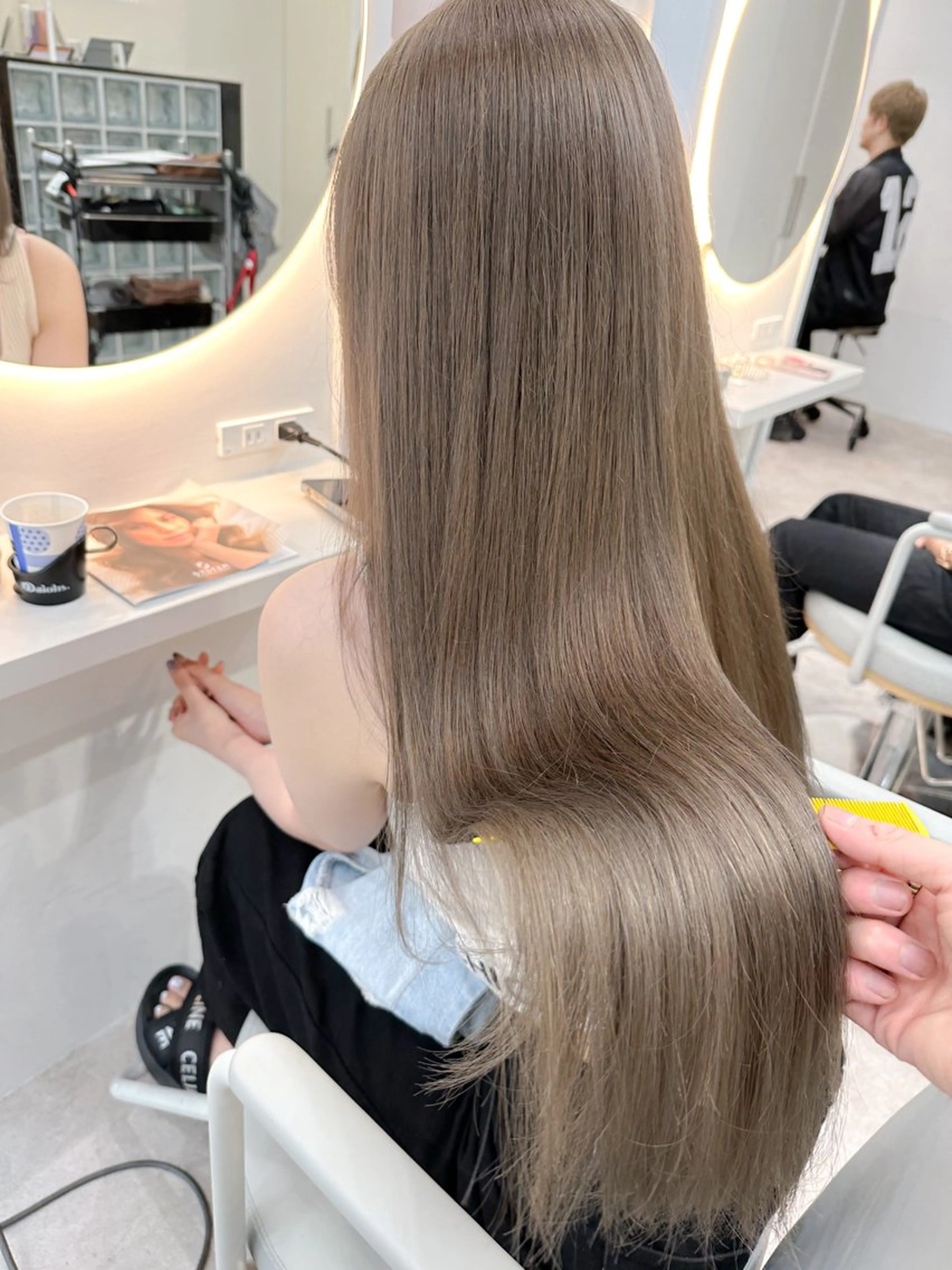 ロング カラー カット ヘアカラー トリートメント 艶髪ブリーチ 永井竜也のヘアスタイル