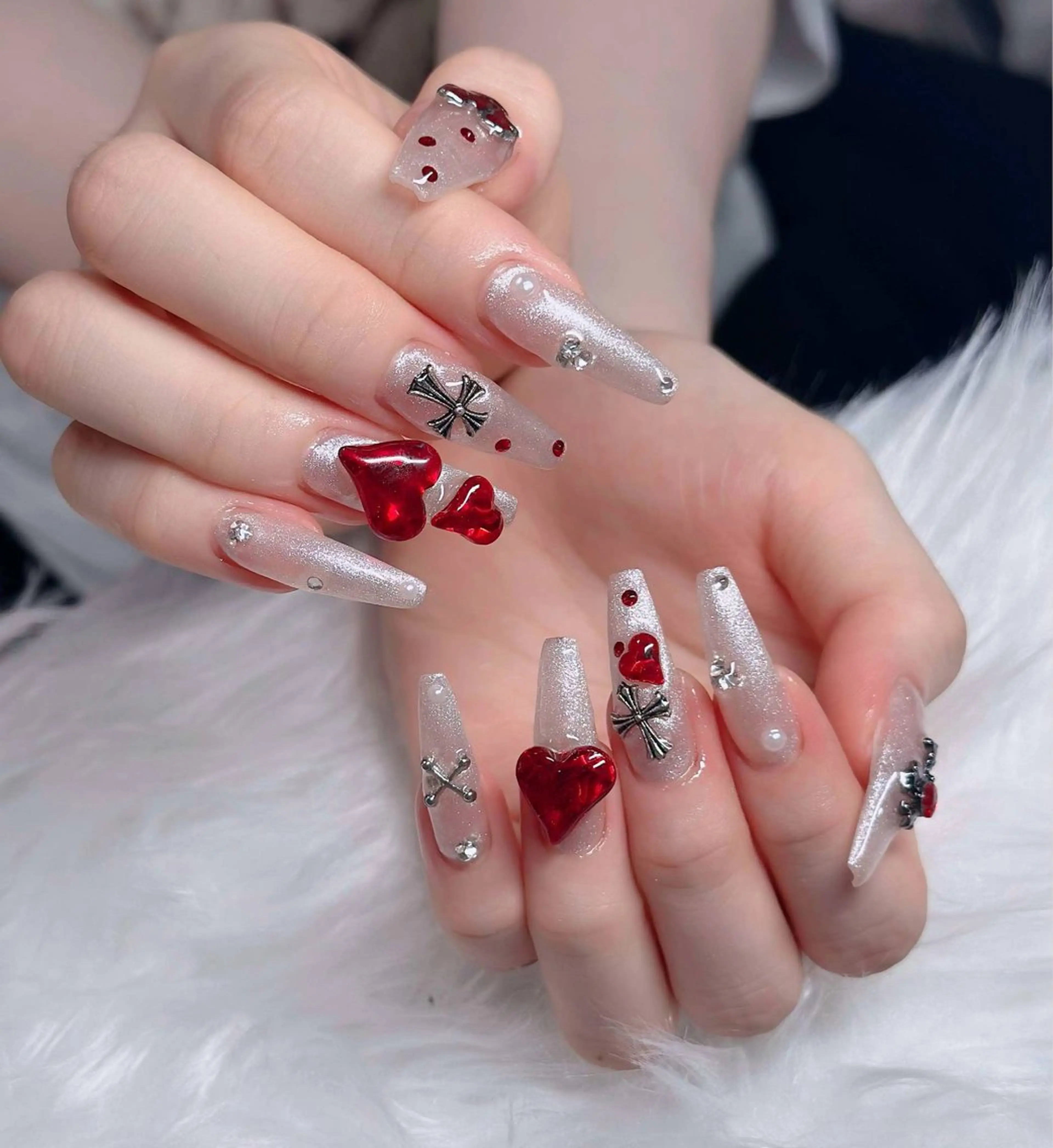 ネイル オーロラネイル フレンチネイル ジェルネイル ハロウィン キラキラネイル ハンドネイル H.baby Nail Salonのネイルデザイン