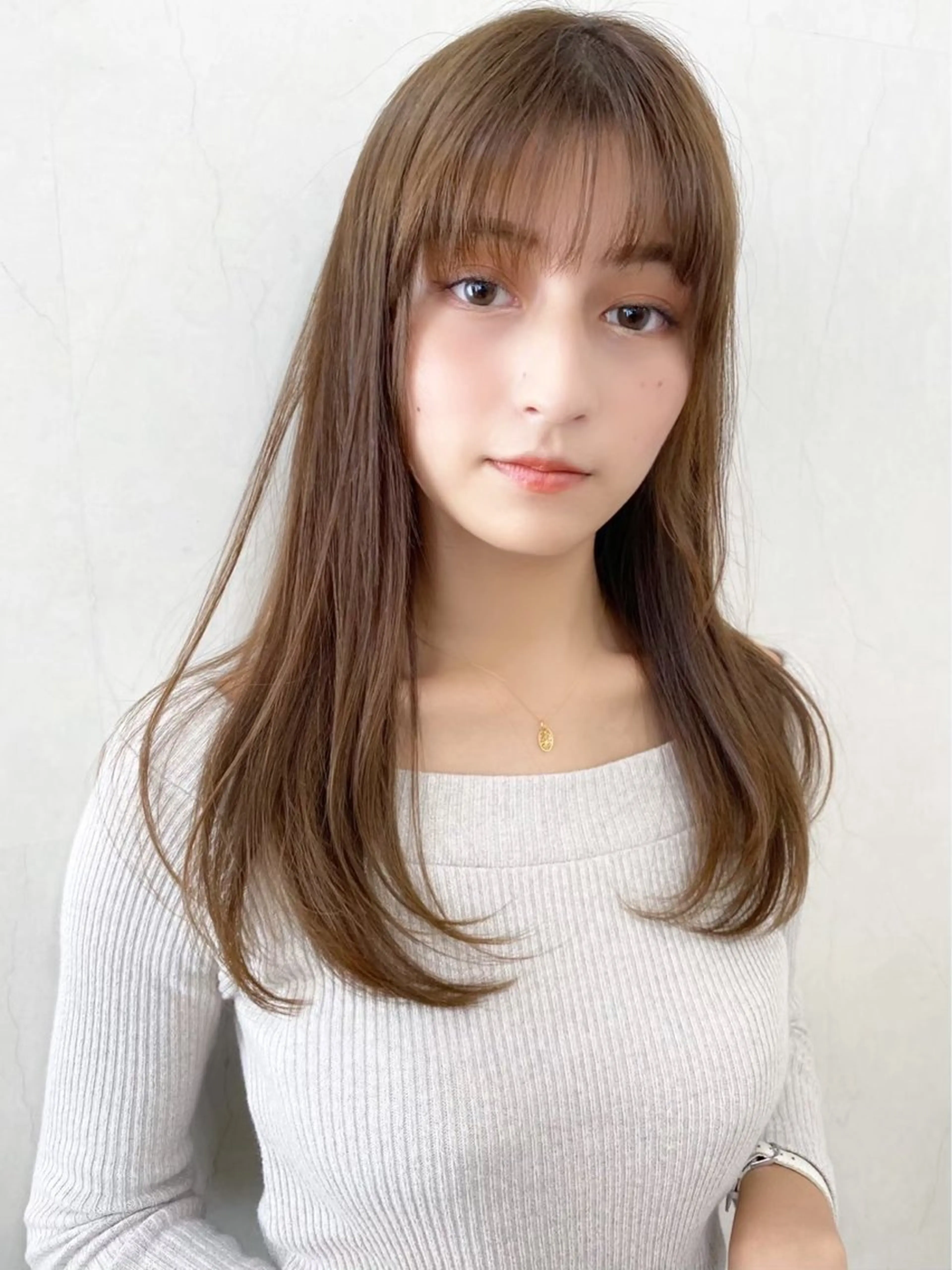 ロング 丸山 雷世のヘアスタイル